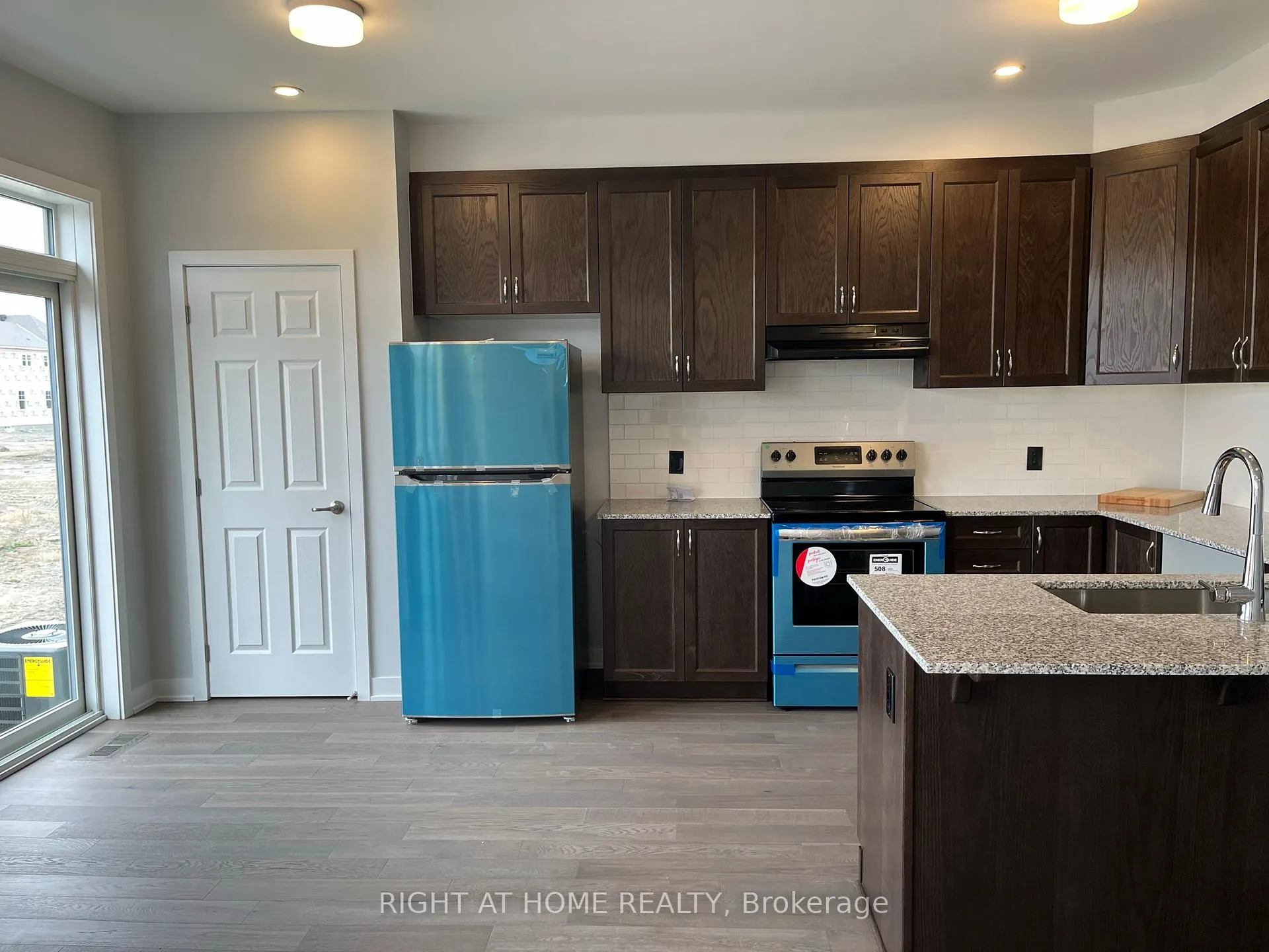 Photo 8 of 641 Allied Mews, Ottawa, Stittsville (North) — HOMEH