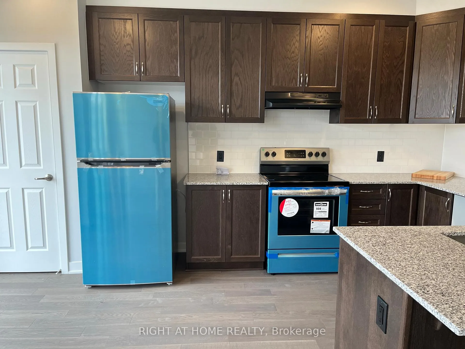 Photo 9 of 641 Allied Mews, Ottawa, Stittsville (North) — HOMEH