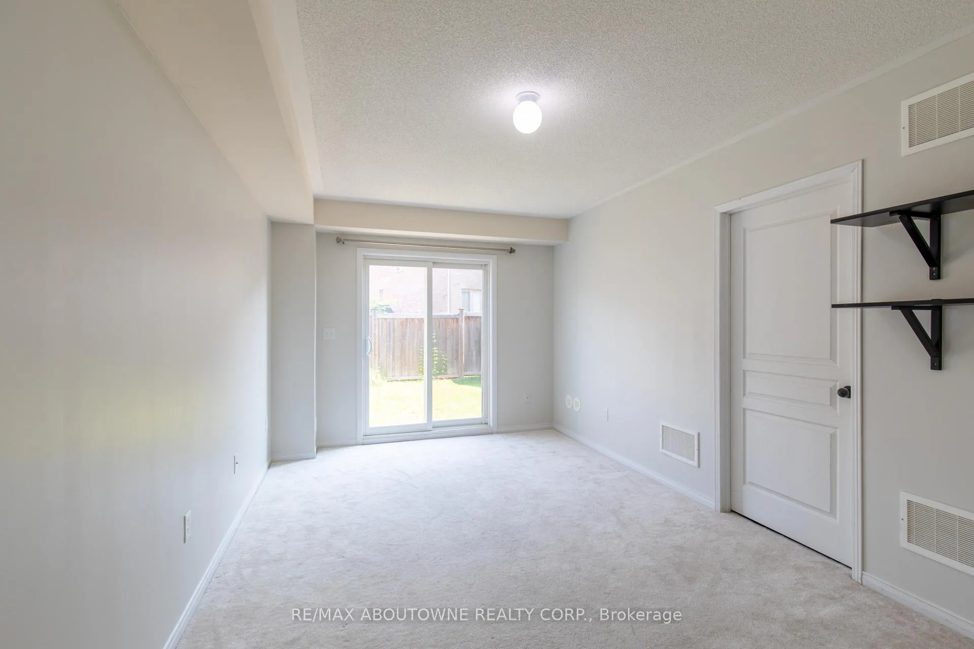 Photo 24 of Unit 75, 2178 Fiddlers Way, Oakville, Westmount — HOMEH