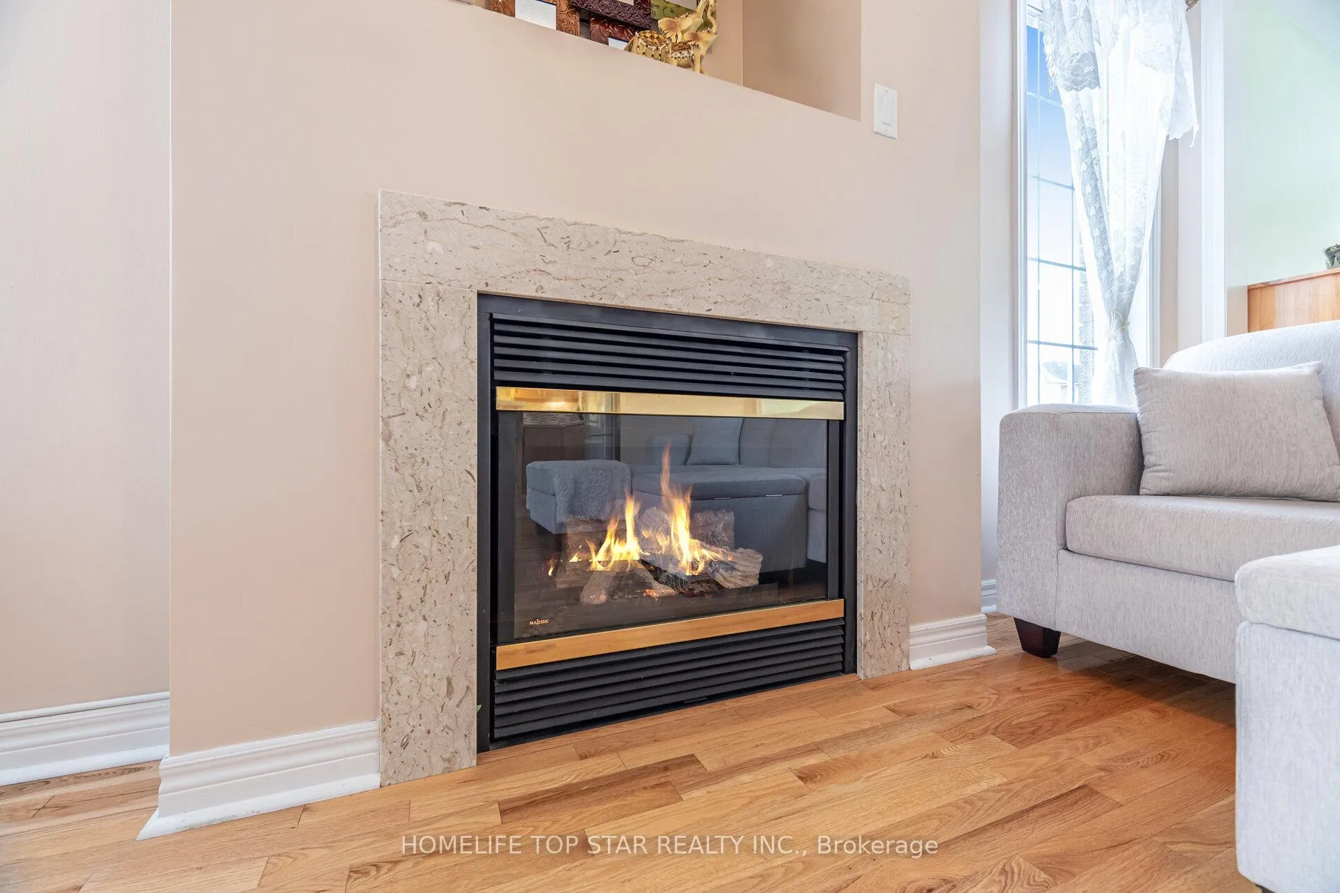 Photo 15 of 26 Delray Drive E, Markham, Greensborough — HOMEH