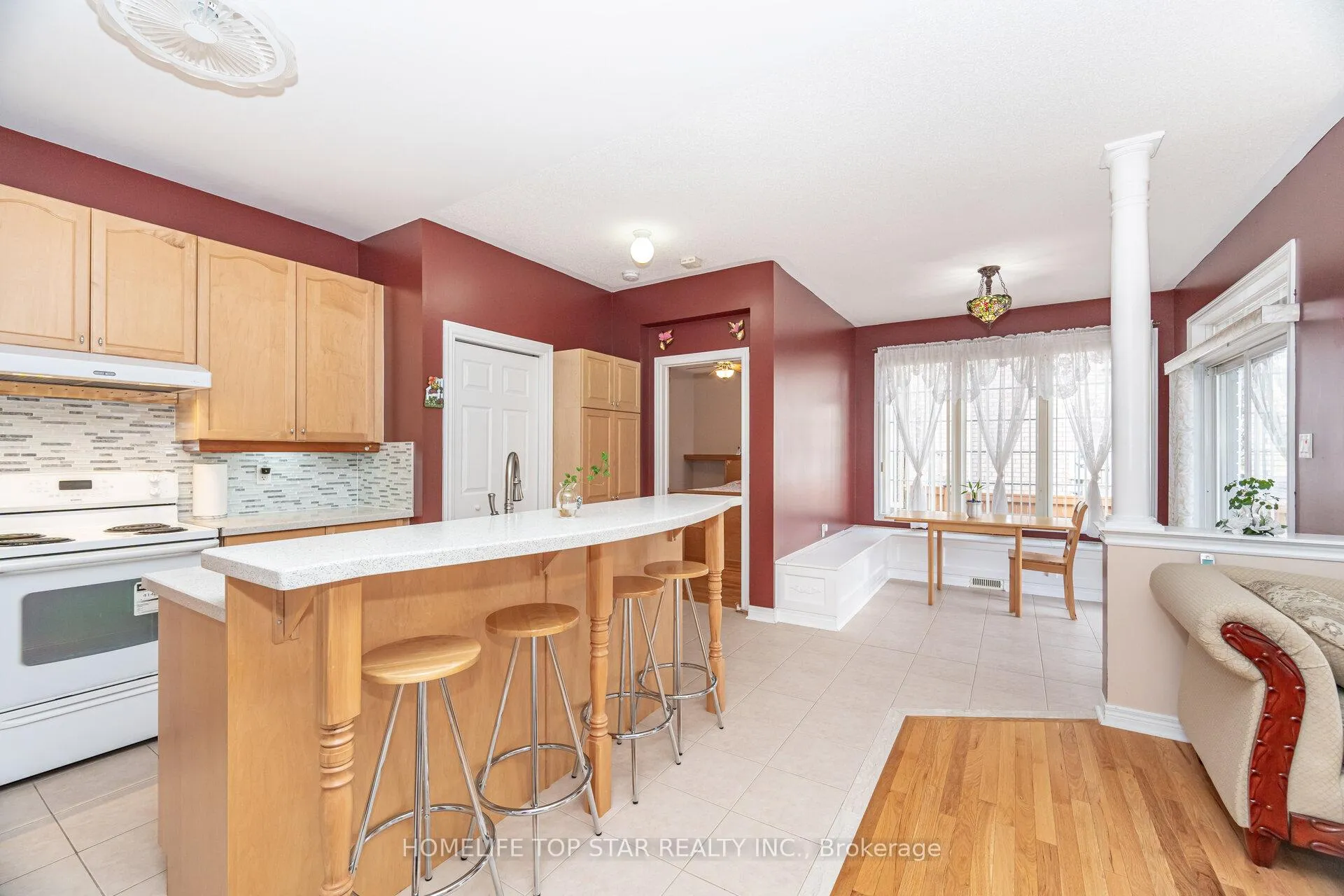 Photo 22 of 26 Delray Drive E, Markham, Greensborough — HOMEH