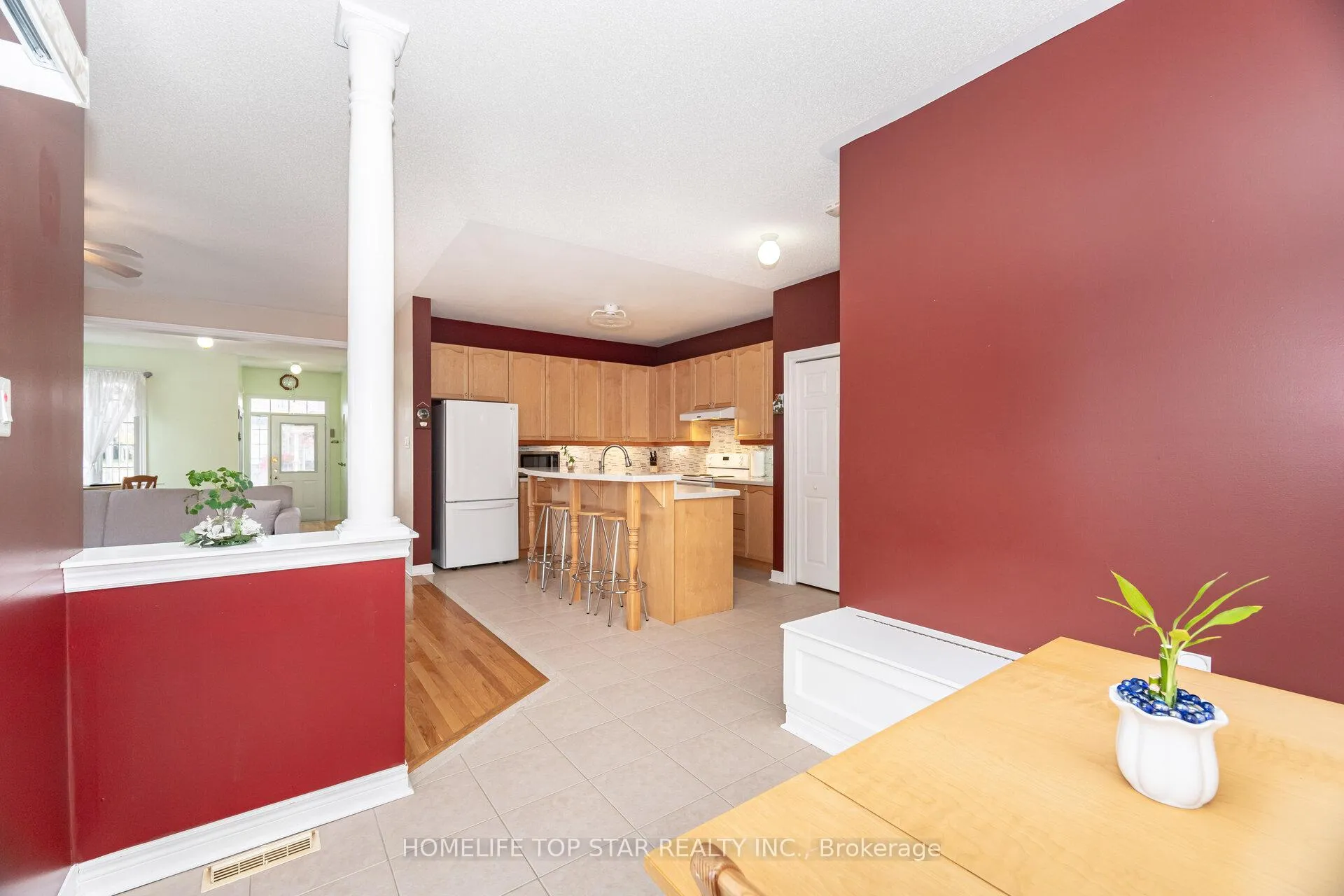 Photo 24 of 26 Delray Drive E, Markham, Greensborough — HOMEH