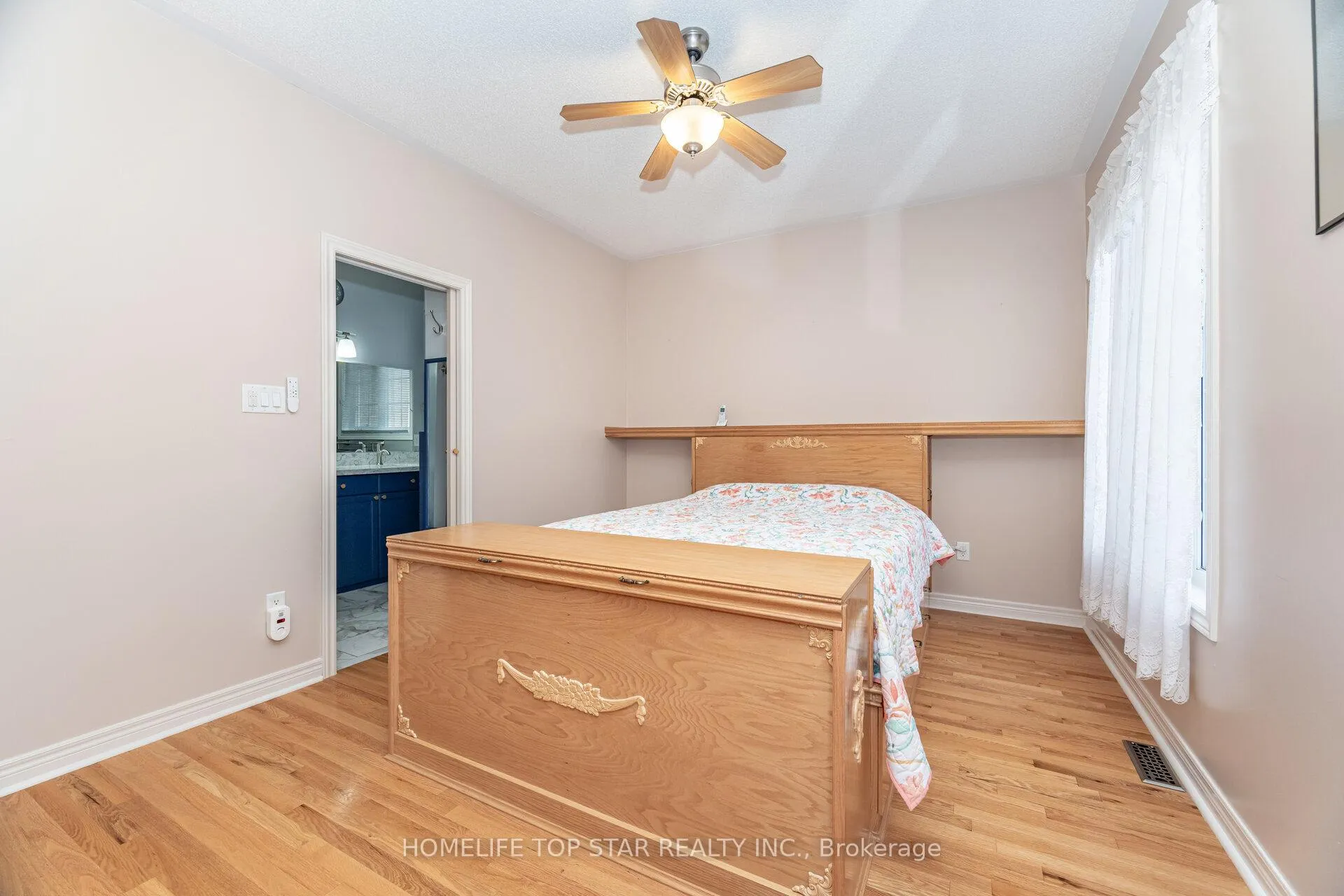 Photo 26 of 26 Delray Drive E, Markham, Greensborough — HOMEH