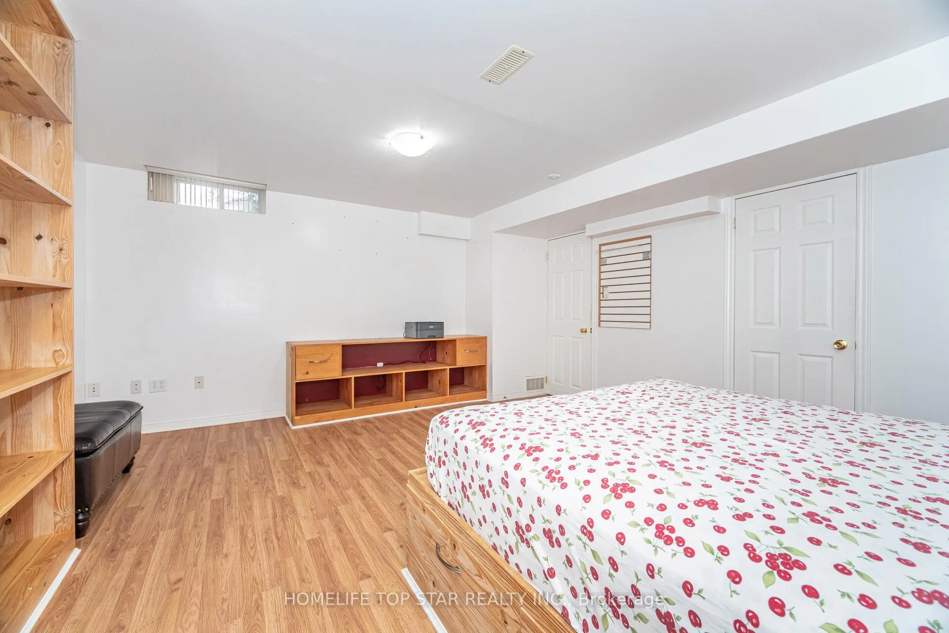 Photo 40 of 26 Delray Drive E, Markham, Greensborough — HOMEH
