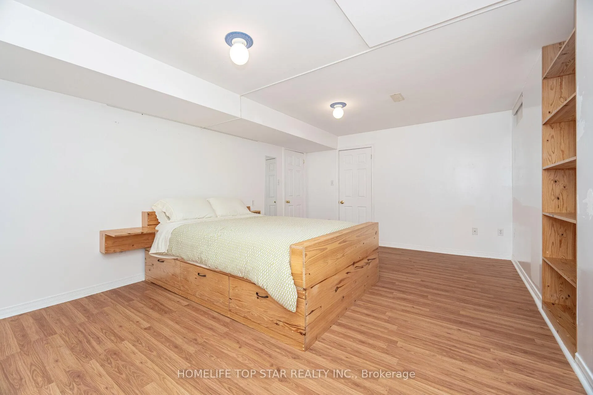 Photo 43 of 26 Delray Drive E, Markham, Greensborough — HOMEH