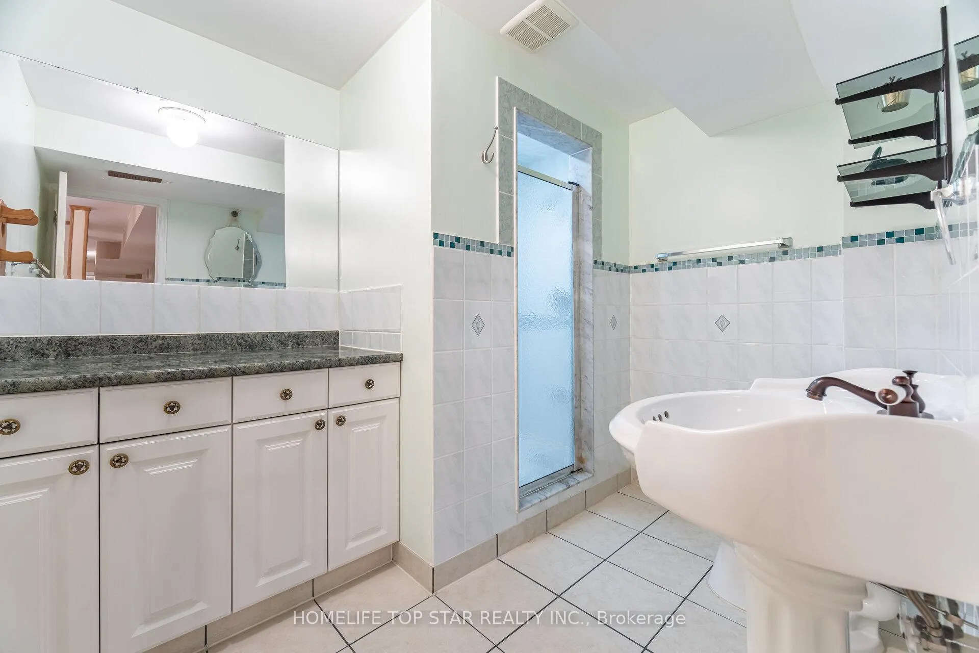 Photo 44 of 26 Delray Drive E, Markham, Greensborough — HOMEH