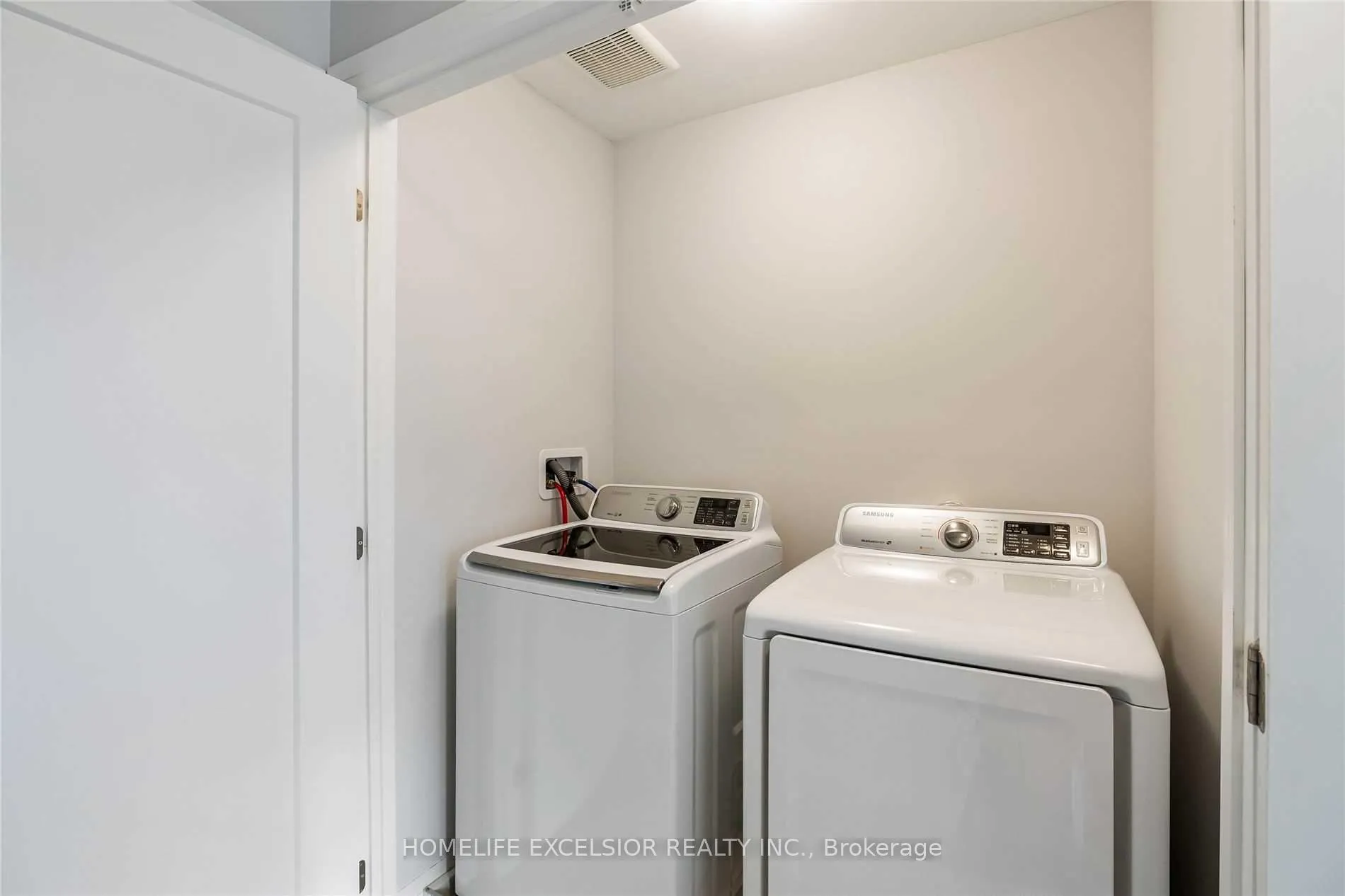 Photo 19 of 115 Columbus Gate, Hamilton, Stoney Creek — HOMEH