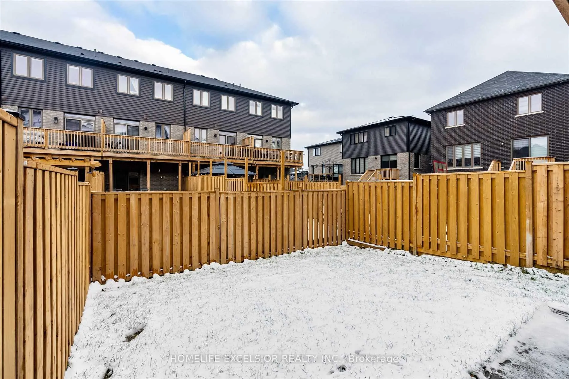 Photo 21 of 115 Columbus Gate, Hamilton, Stoney Creek — HOMEH