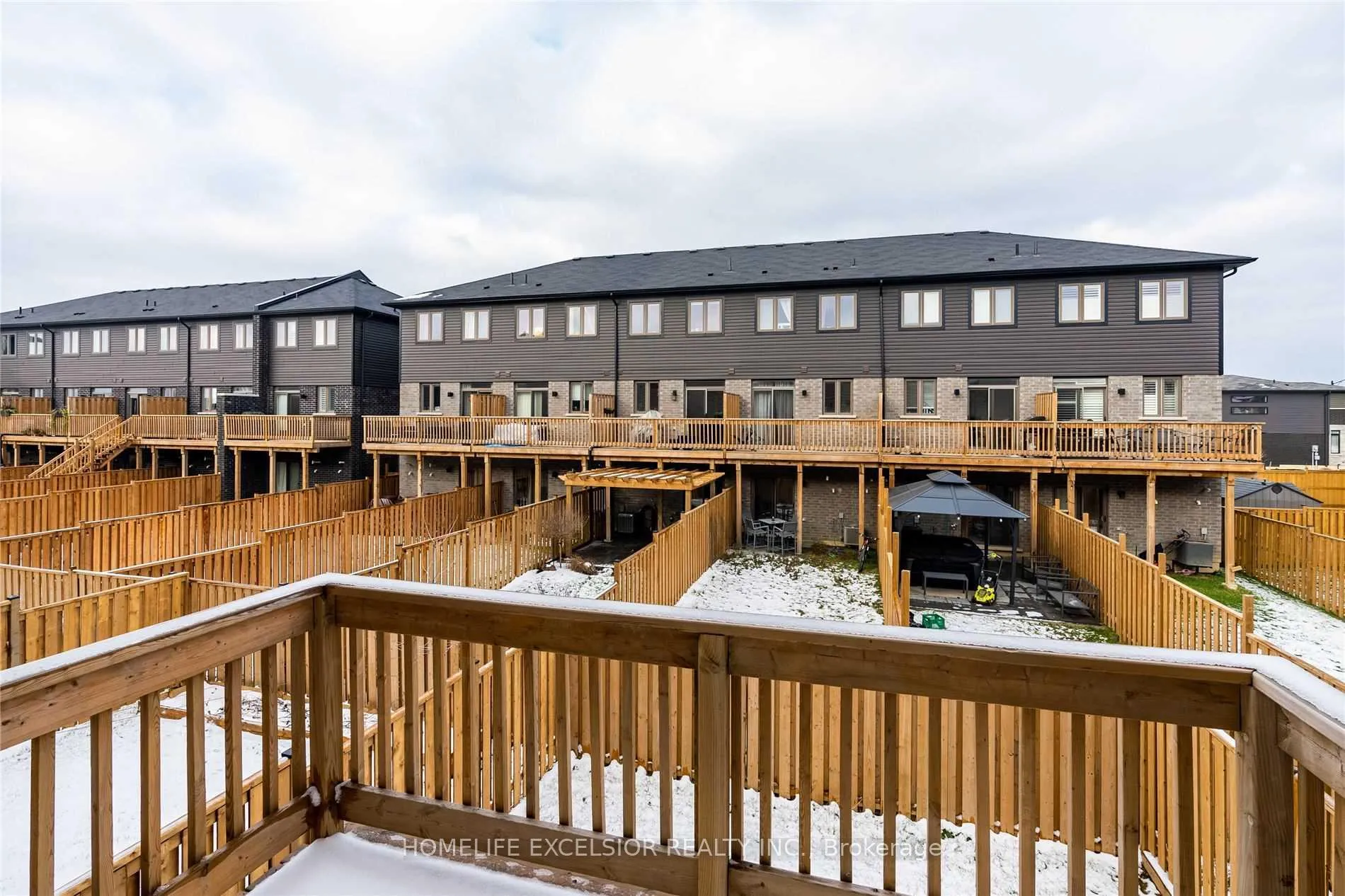 Photo 23 of 115 Columbus Gate, Hamilton, Stoney Creek — HOMEH