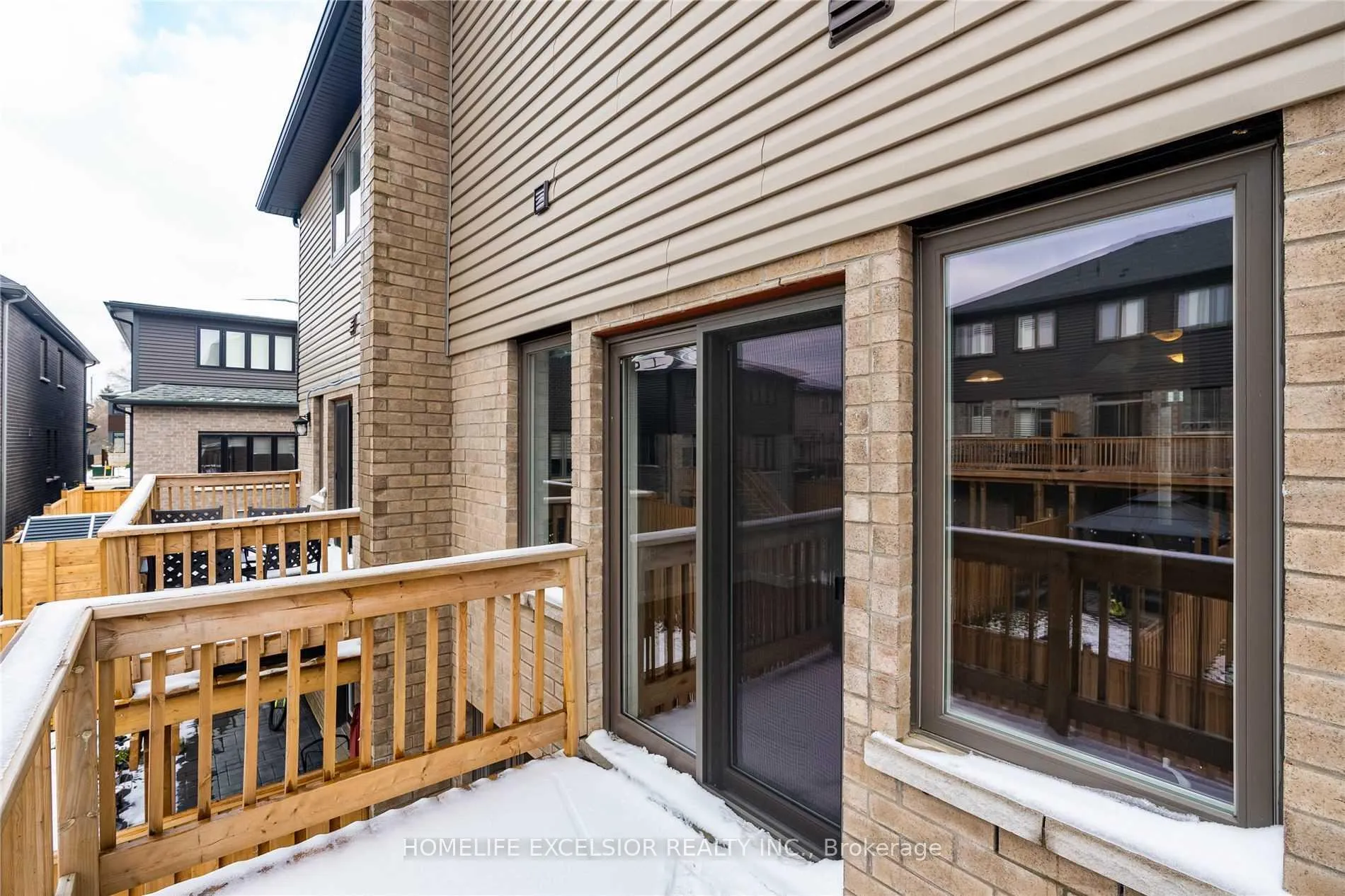 Photo 25 of 115 Columbus Gate, Hamilton, Stoney Creek — HOMEH