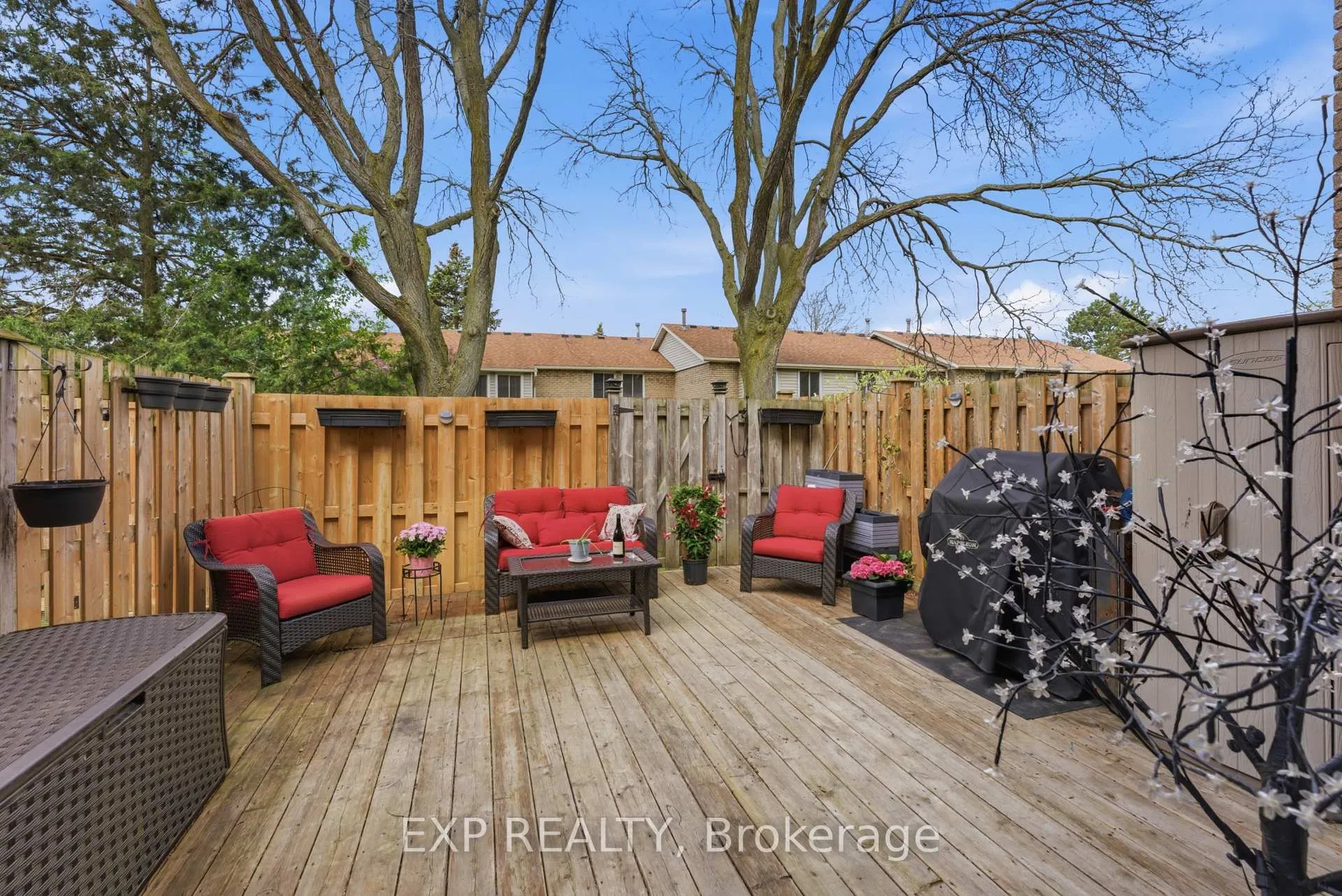 Photo 28 of 6767 Thorold Stone Road, Niagara Falls, Stamford — HOMEH