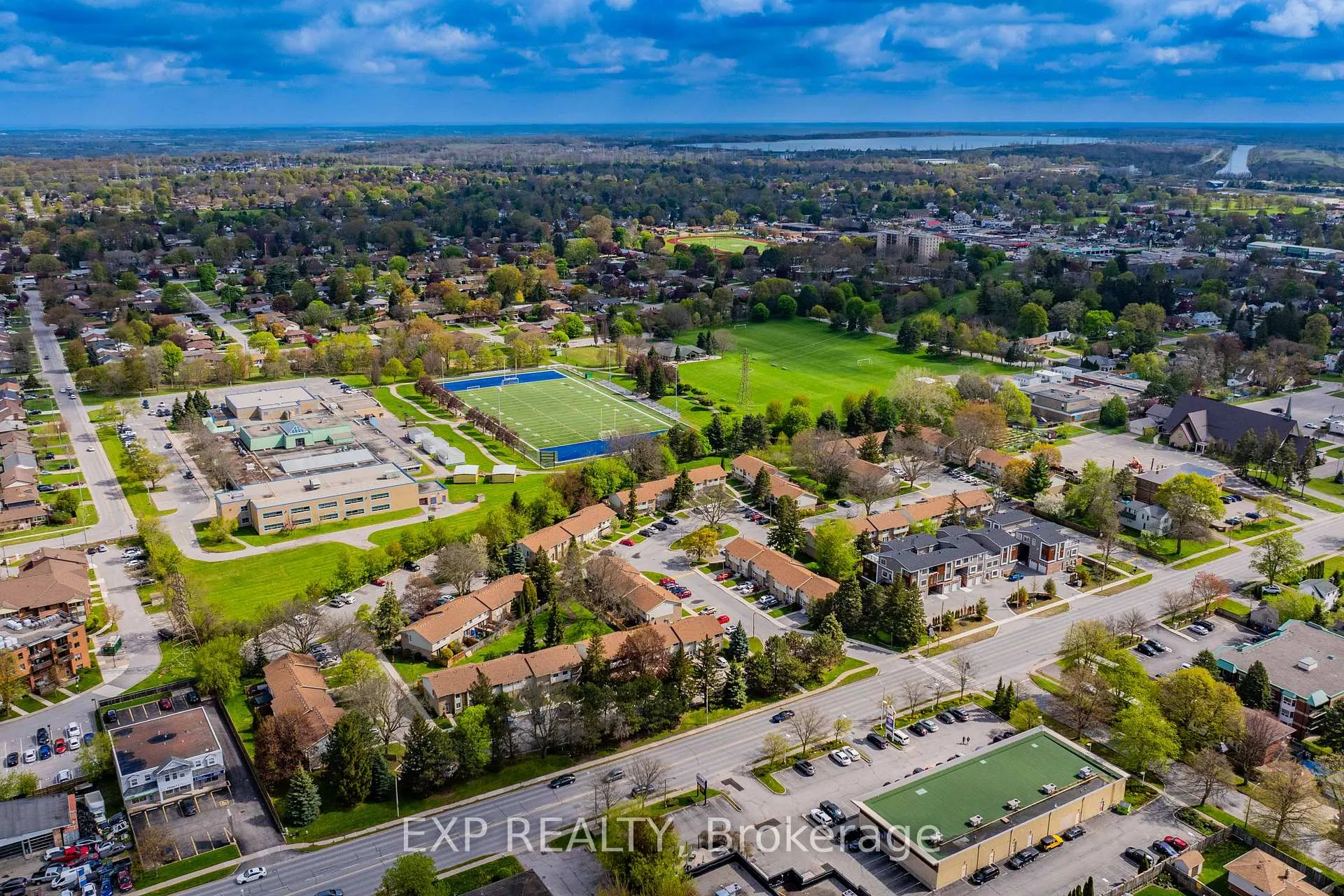 Photo 31 of 6767 Thorold Stone Road, Niagara Falls, Stamford — HOMEH