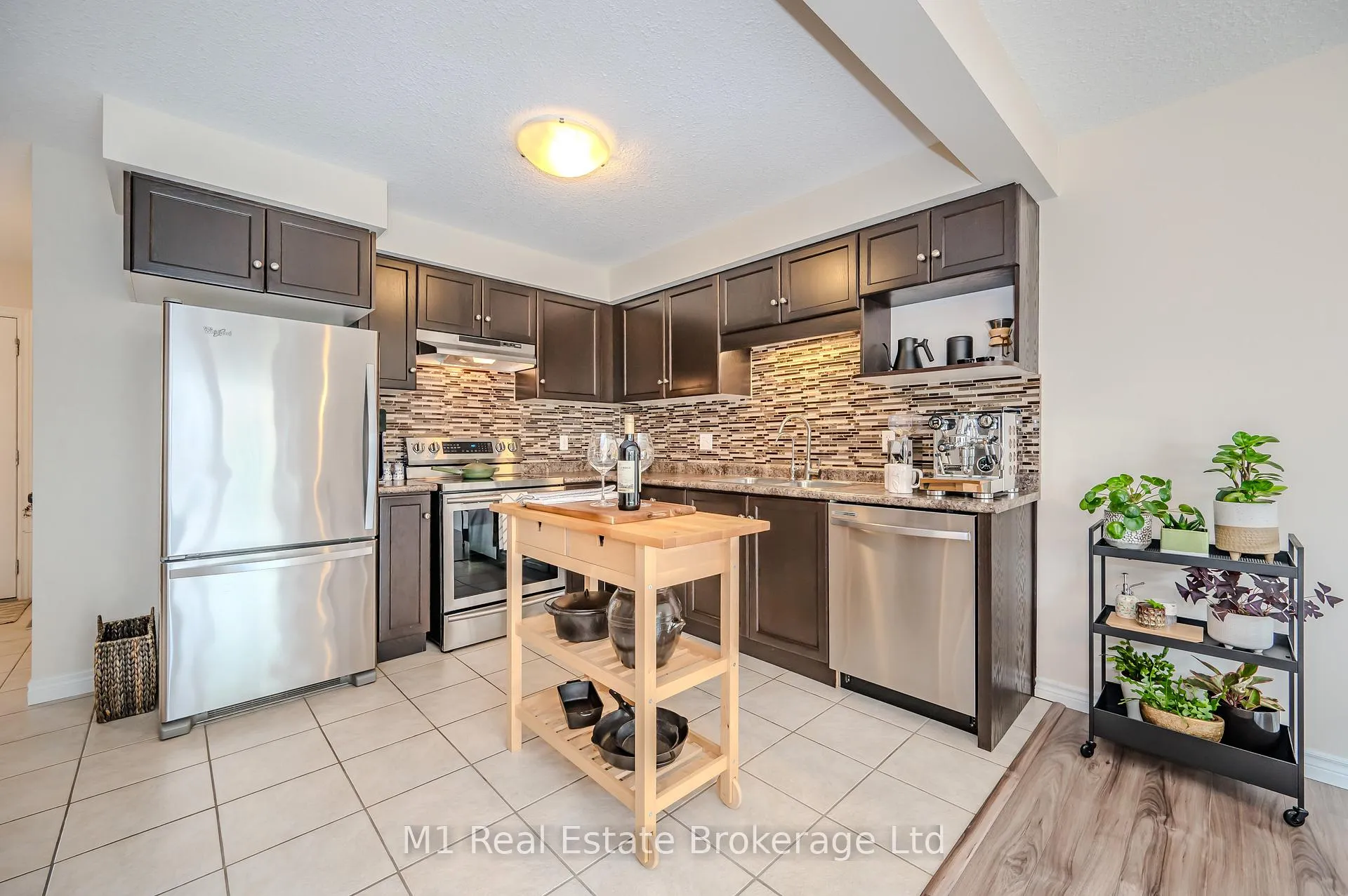 Photo 9 of Unit 17, 361 Arkell Road, Guelph, Pineridge/Westminster Woods — HOMEH