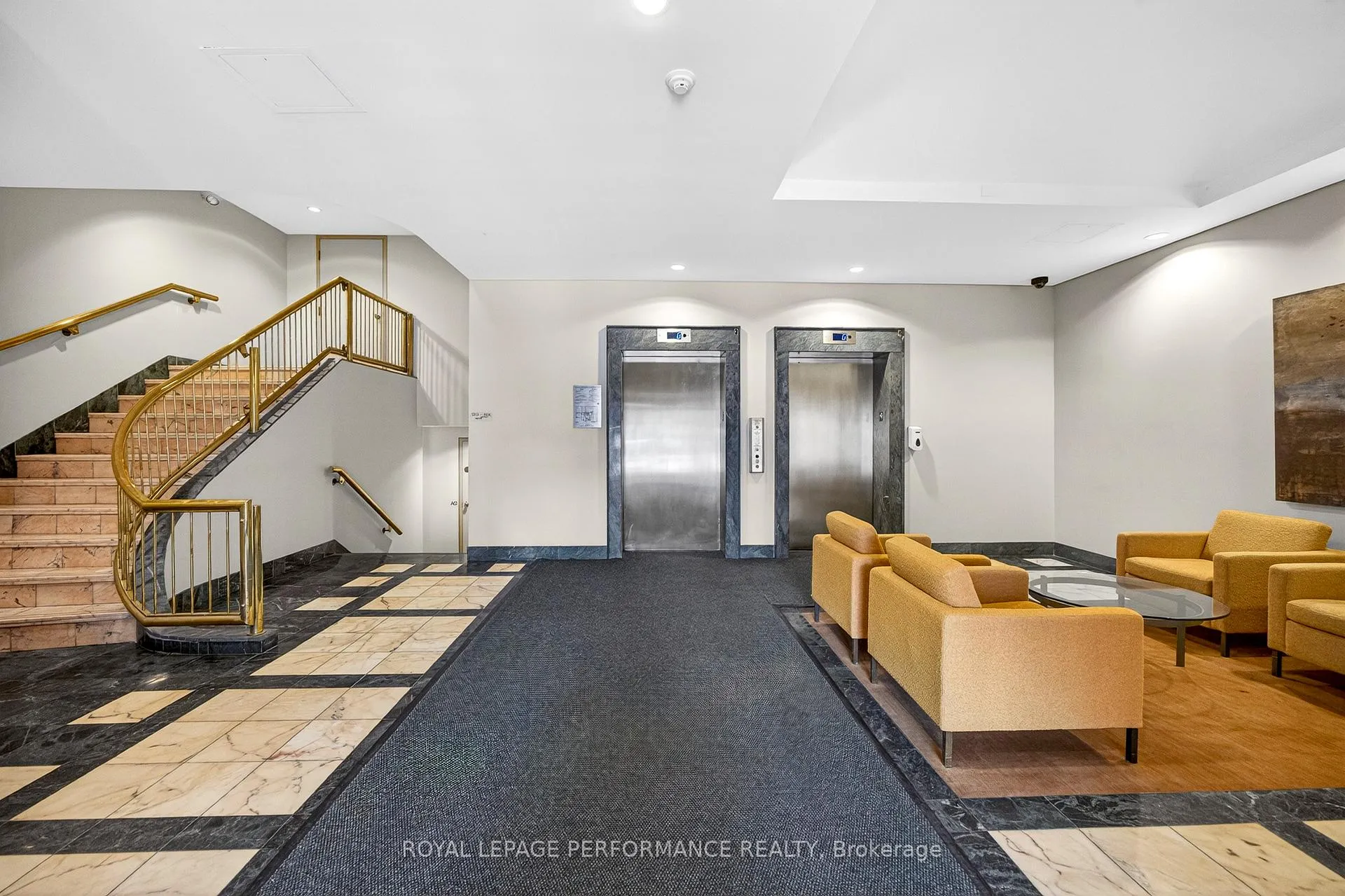 Photo 3 of Unit 5, 35 Murray Street, Ottawa, Lower Town/Byward Market — HOMEH