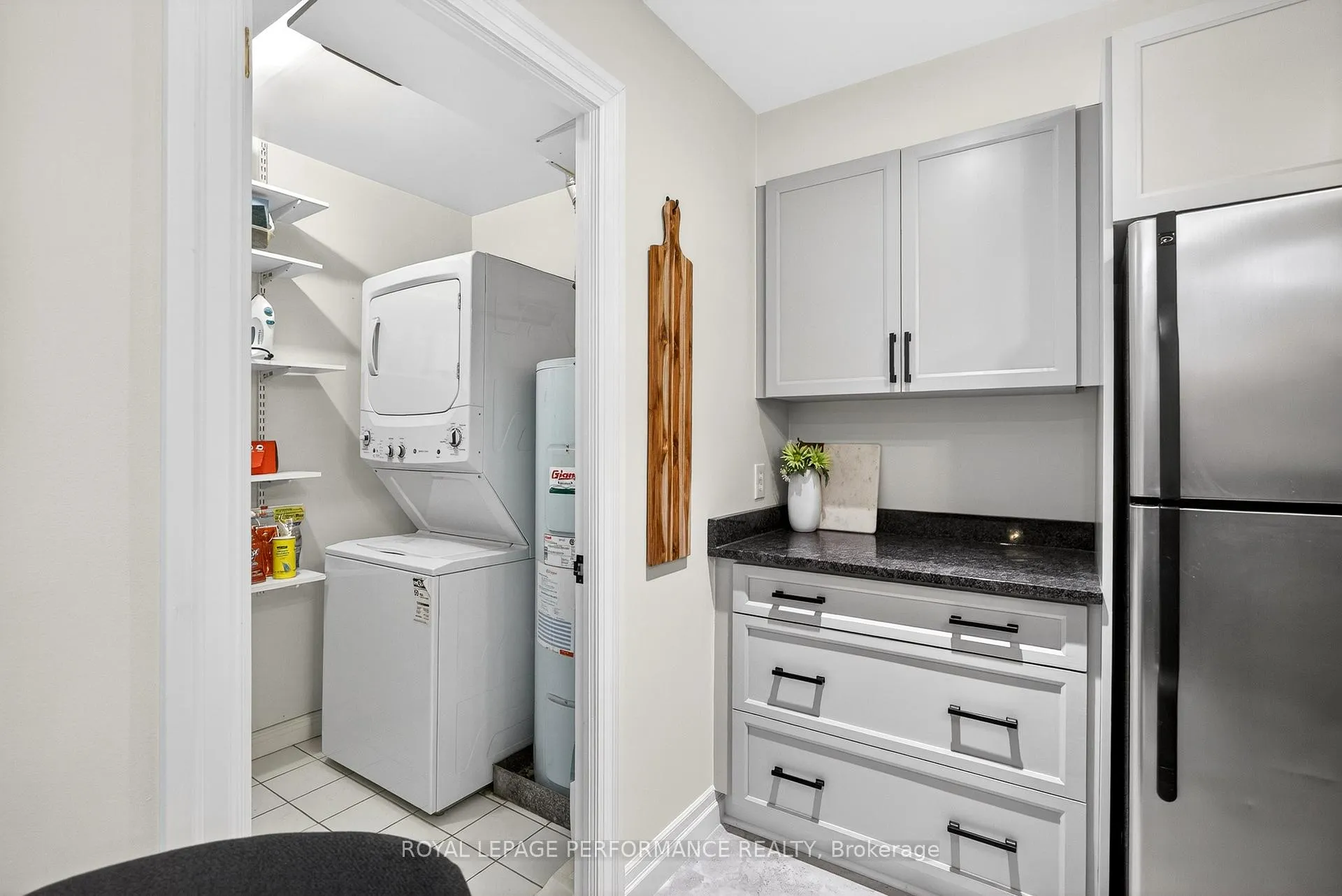 Photo 21 of Unit 5, 35 Murray Street, Ottawa, Lower Town/Byward Market — HOMEH