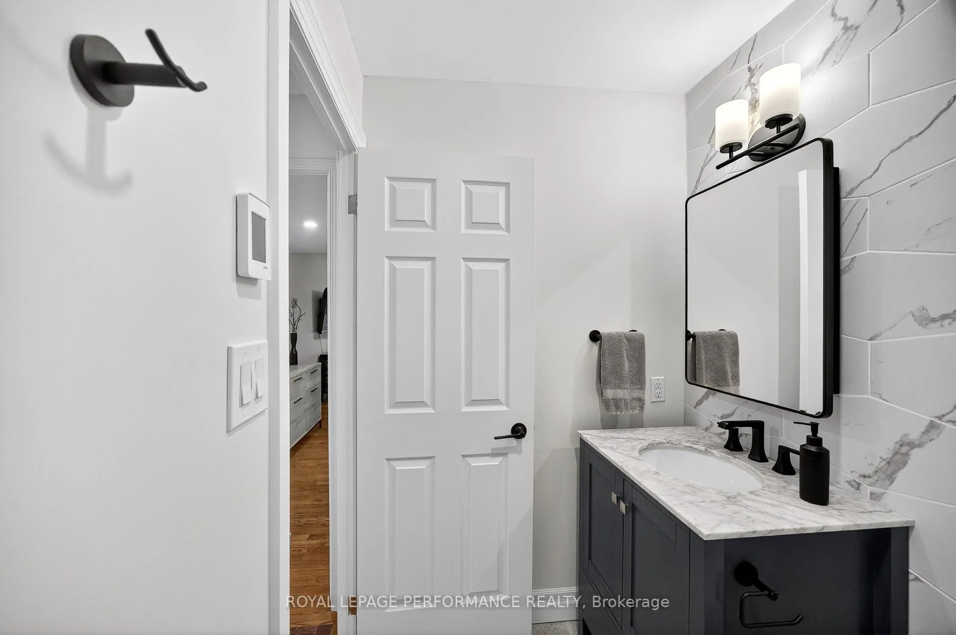 Photo 28 of Unit 5, 35 Murray Street, Ottawa, Lower Town/Byward Market — HOMEH