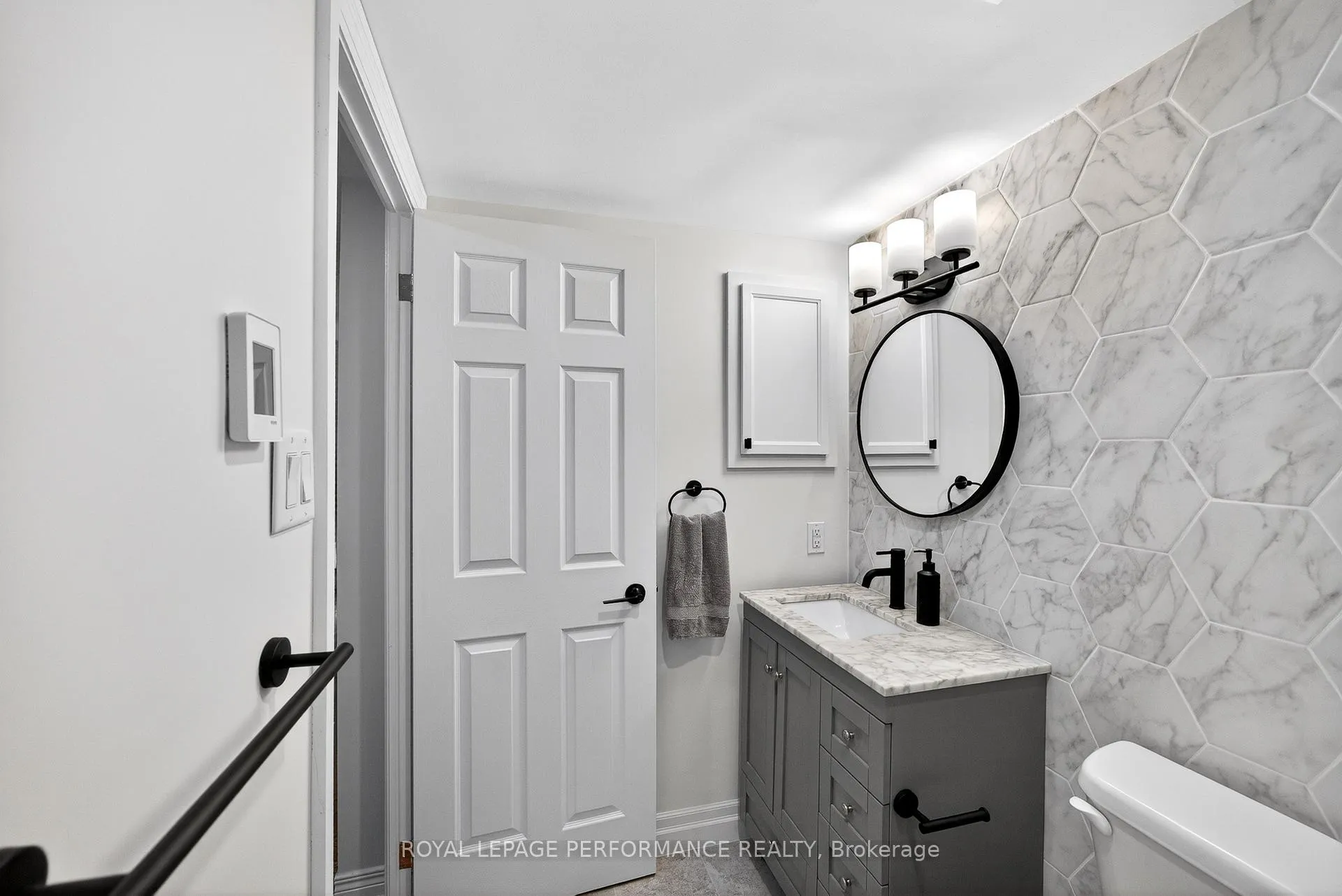 Photo 36 of Unit 5, 35 Murray Street, Ottawa, Lower Town/Byward Market — HOMEH