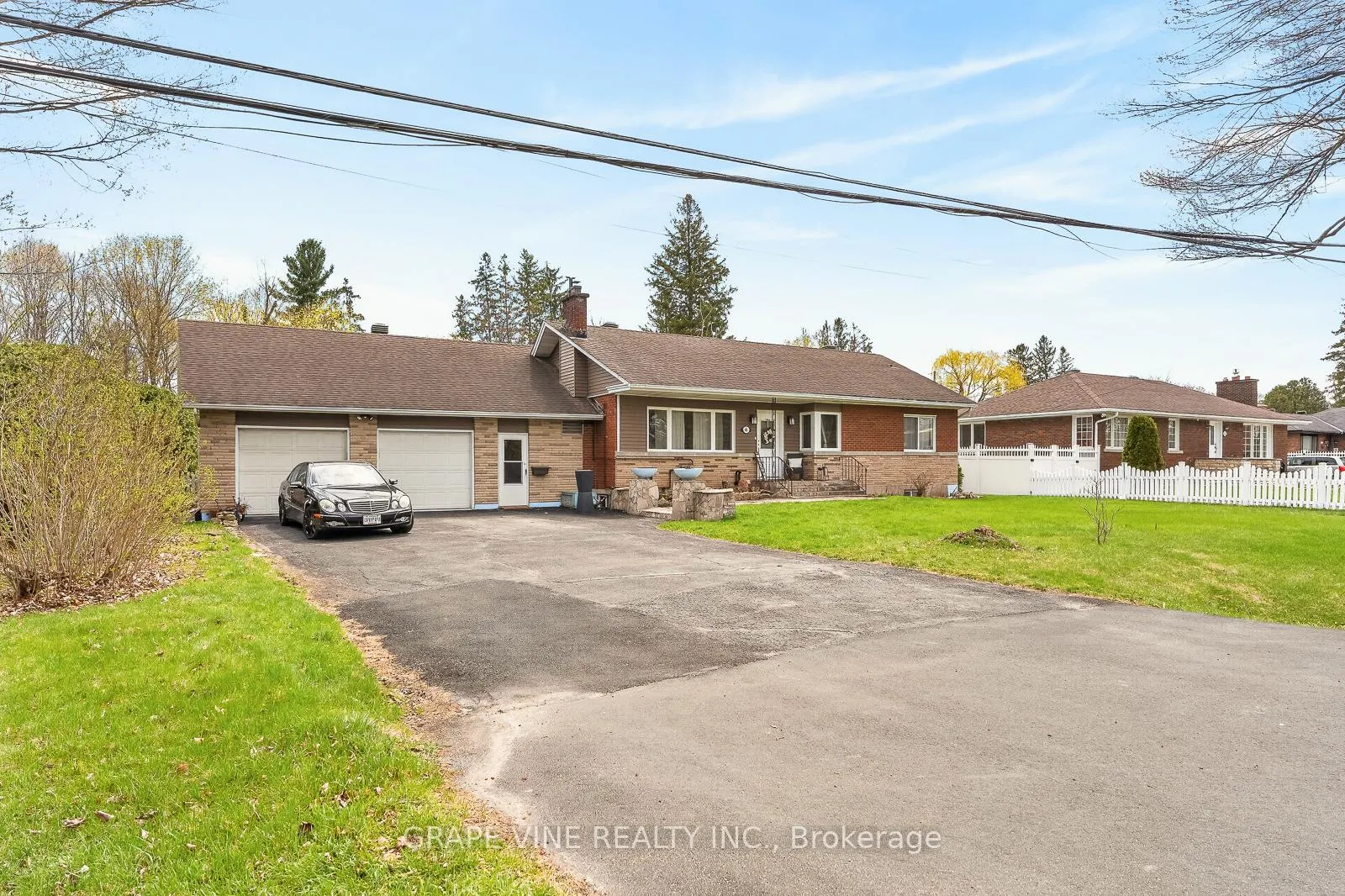 Photo 1 of 46 Macfarlane Road, Ottawa, Pineglen/Country Place — HOMEH
