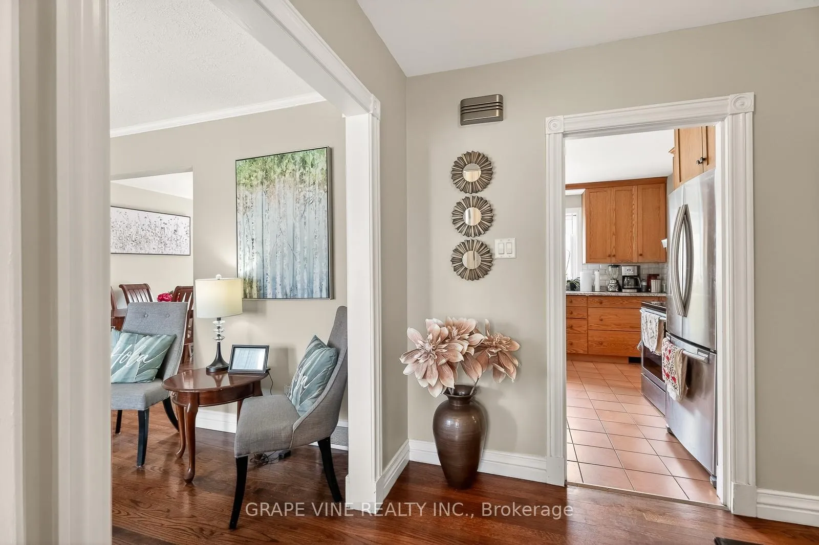 Photo 5 of 46 Macfarlane Road, Ottawa, Pineglen/Country Place — HOMEH