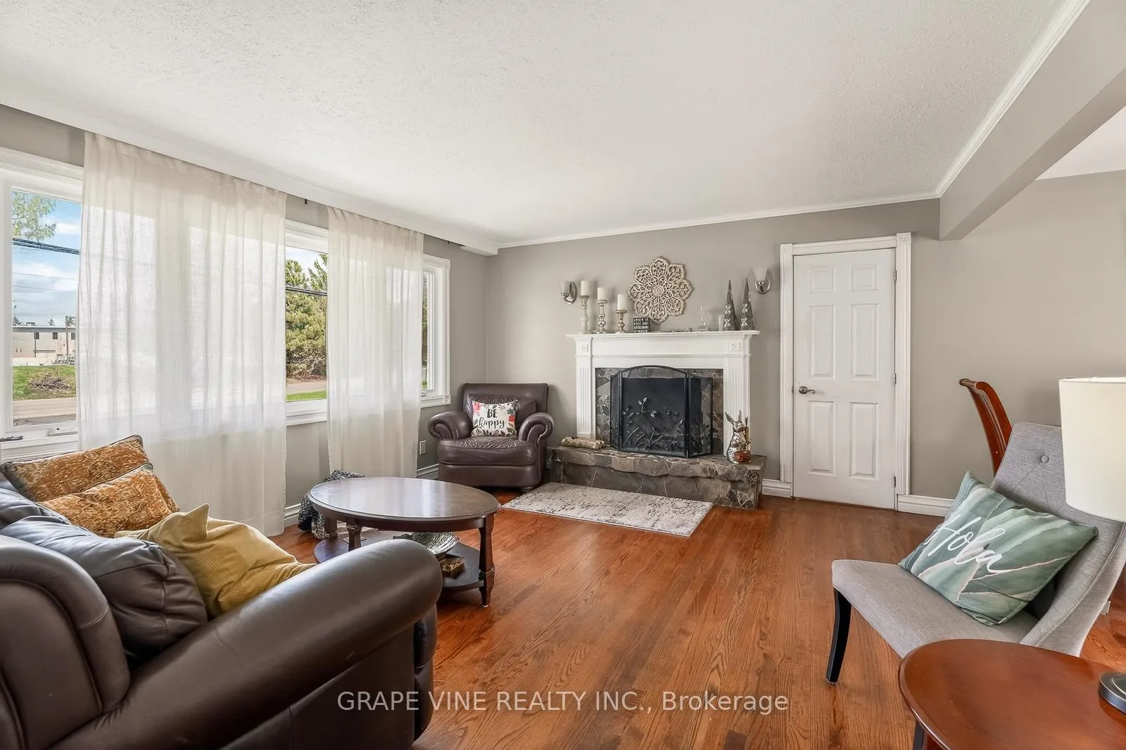 Photo 6 of 46 Macfarlane Road, Ottawa, Pineglen/Country Place — HOMEH