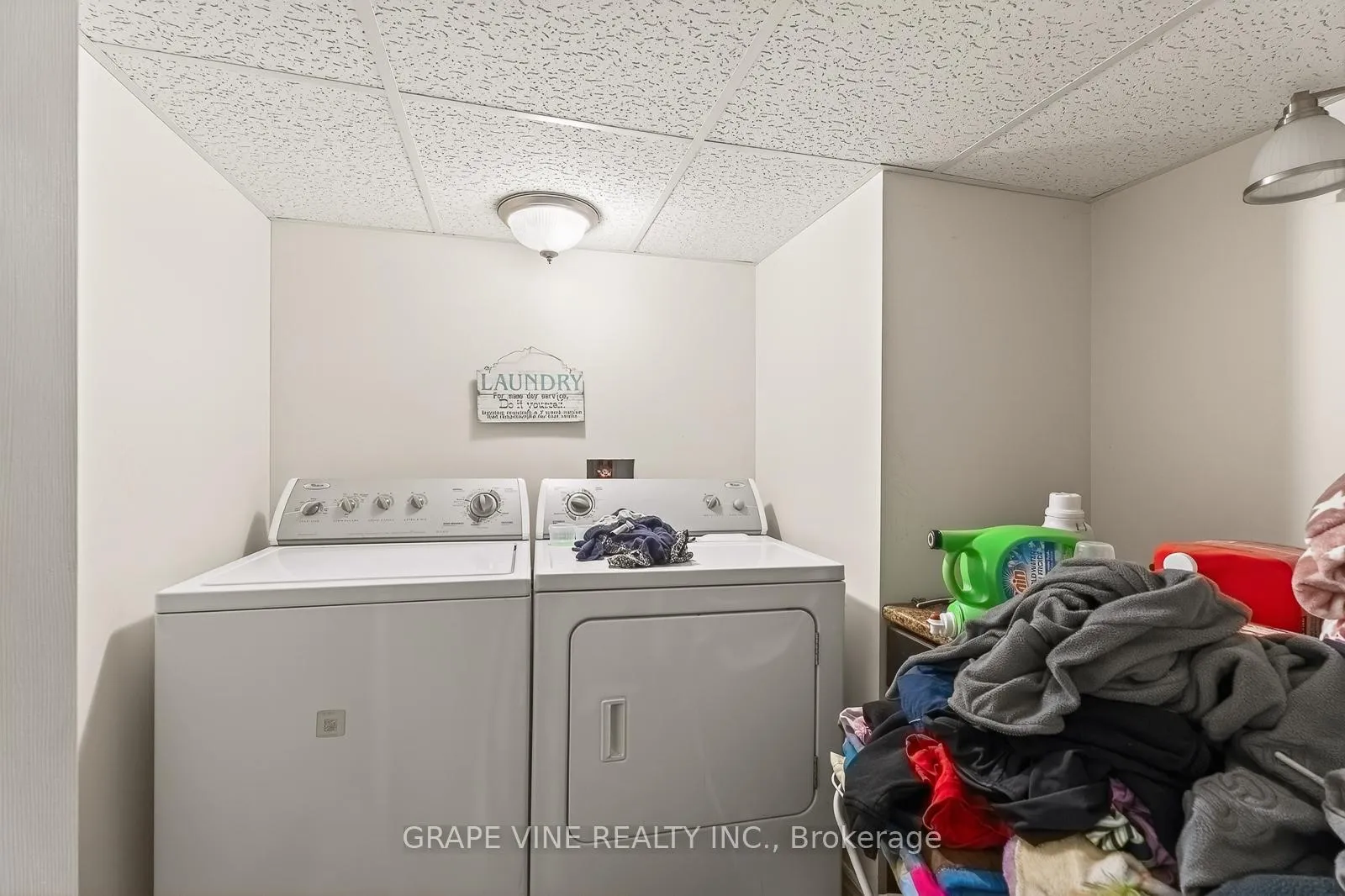 Photo 21 of 46 Macfarlane Road, Ottawa, Pineglen/Country Place — HOMEH