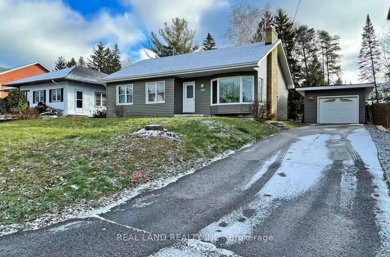 Photo 1 of 133 Hillview Road, Aurora, Aurora Village — HOMEH