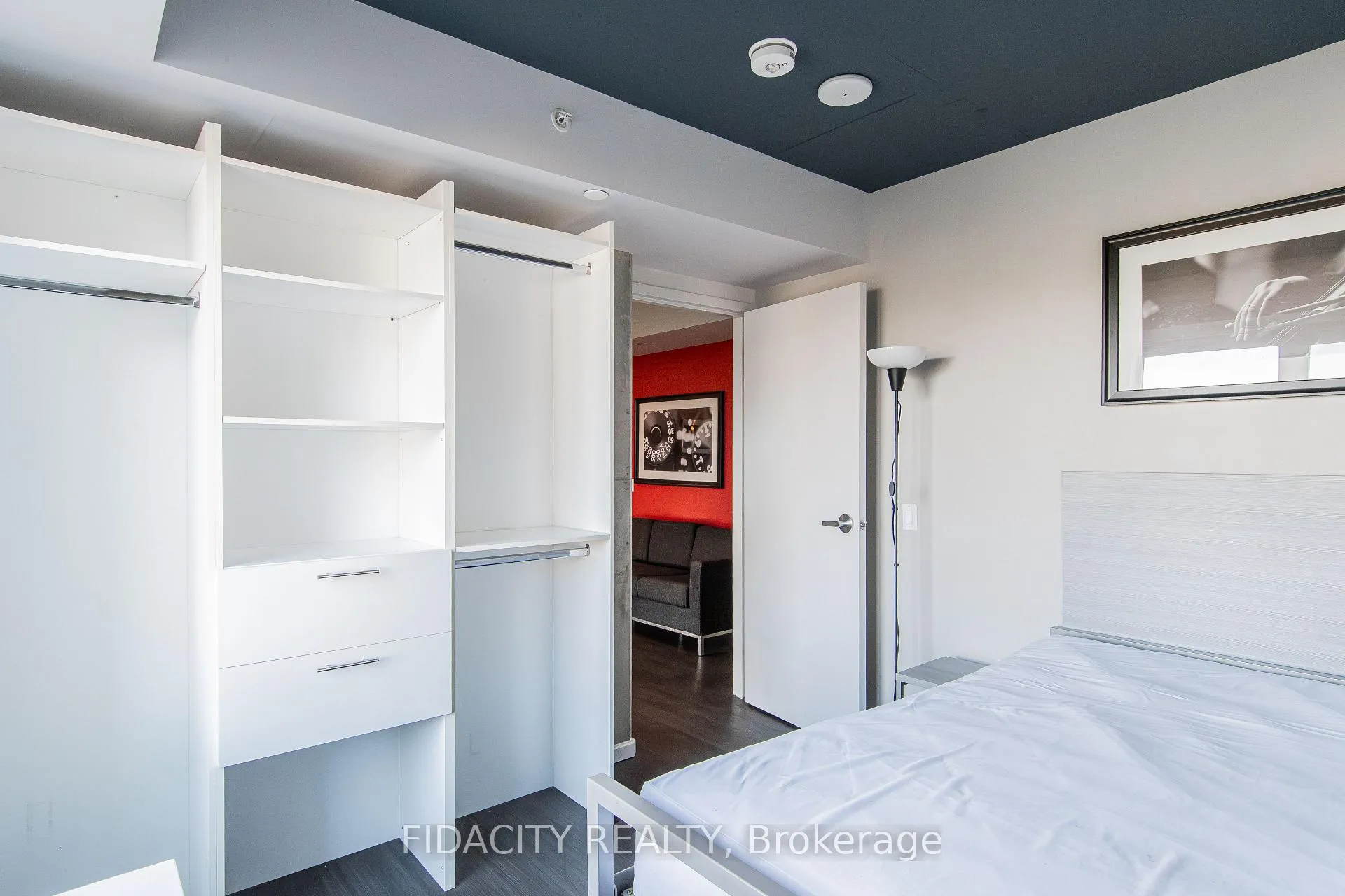 Photo 9 of Unit 303, 105 Champagne Avenue S, Ottawa, West Centre Town — HOMEH