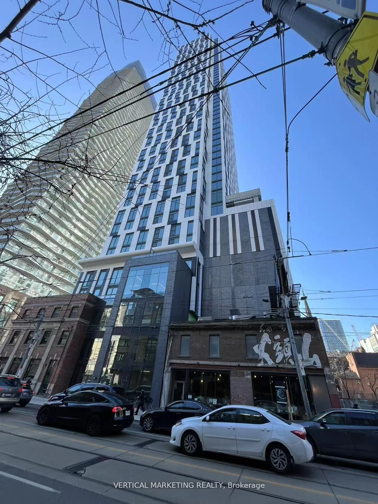 Front of Unit 1106, 252 Church Street