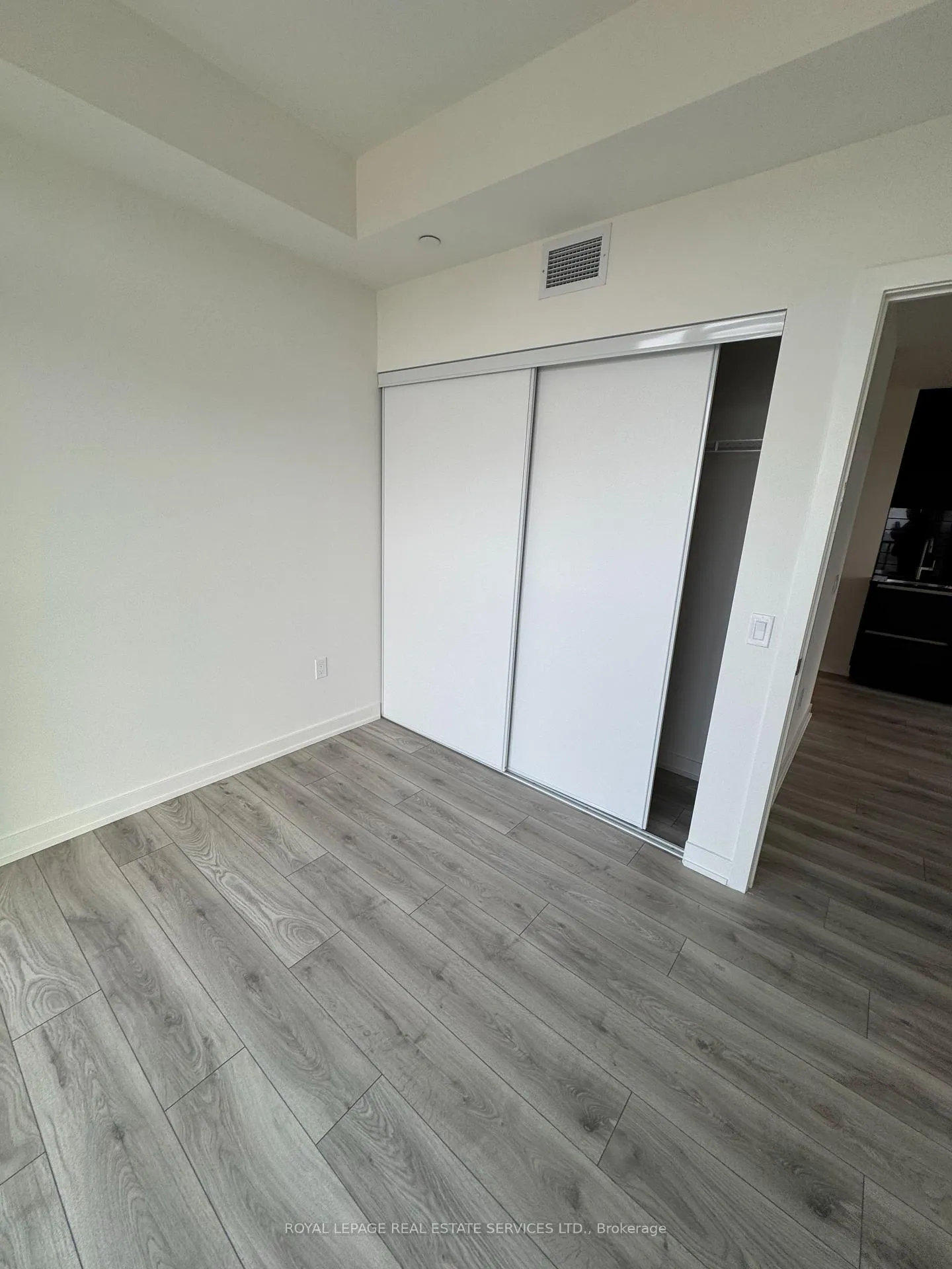 Photo 14 of Unit 2809, 110 Broadway Avenue, Toronto, Mount Pleasant West — HOMEH