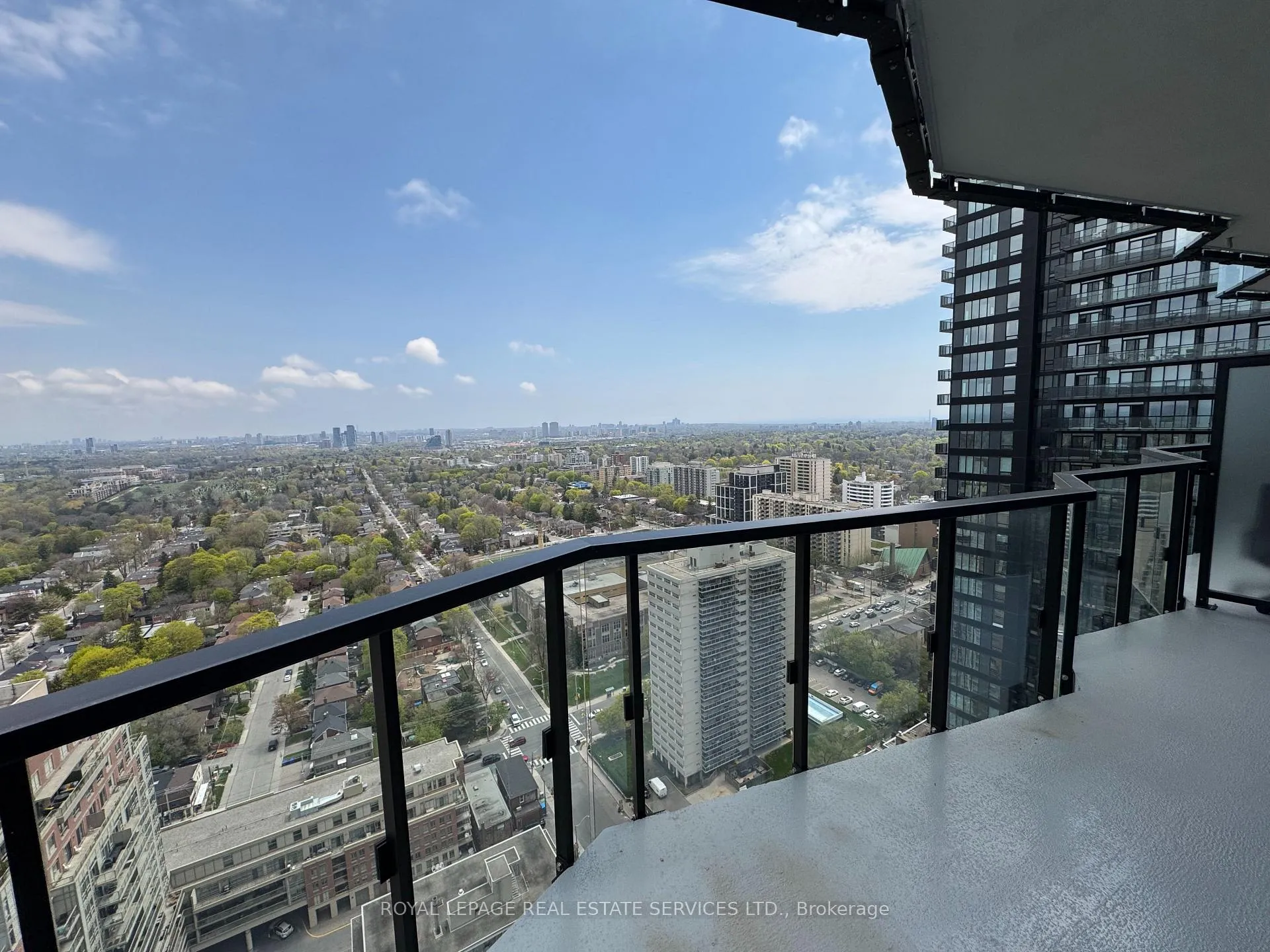 Photo 15 of Unit 2809, 110 Broadway Avenue, Toronto, Mount Pleasant West — HOMEH