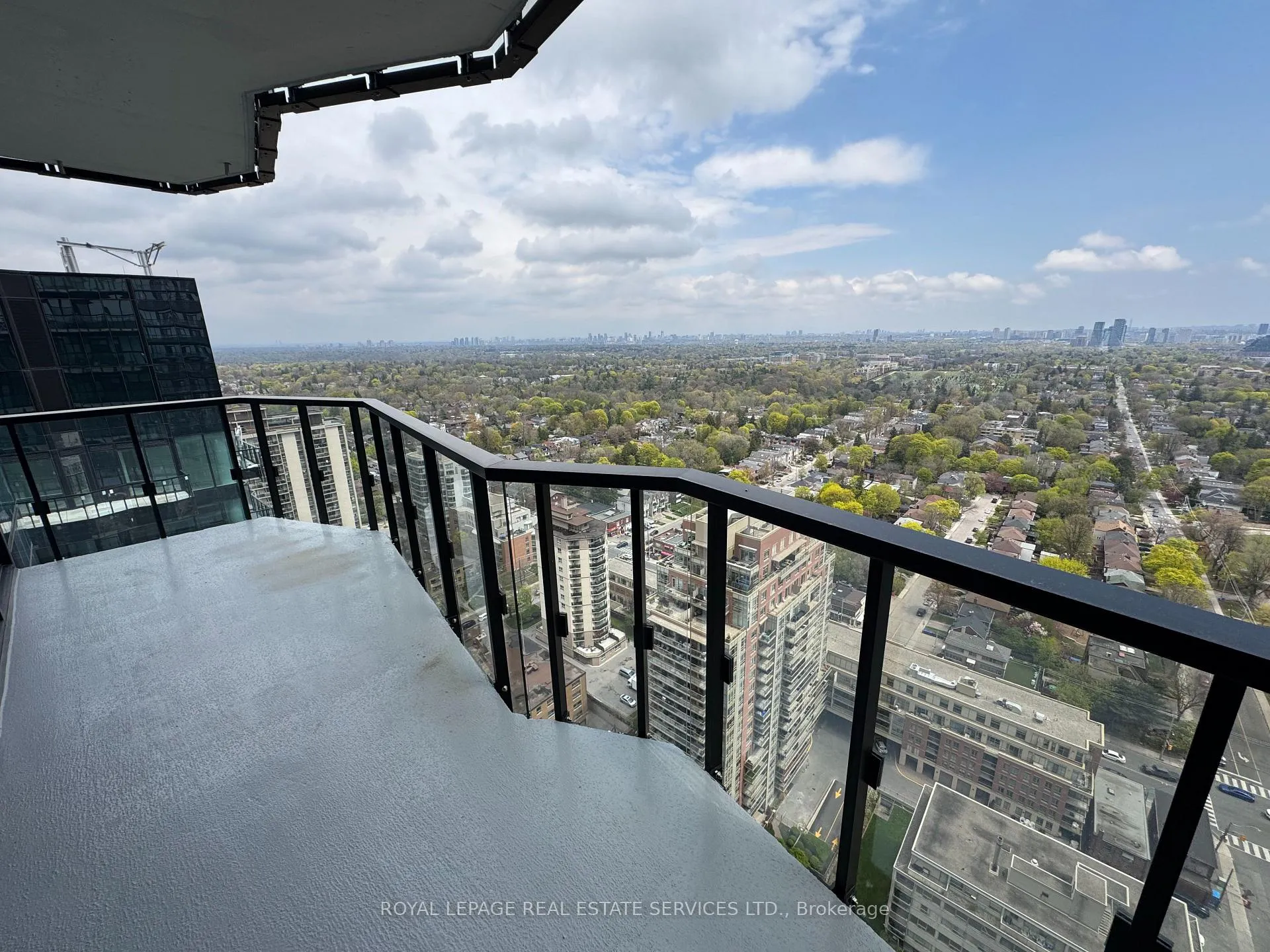 Photo 16 of Unit 2809, 110 Broadway Avenue, Toronto, Mount Pleasant West — HOMEH