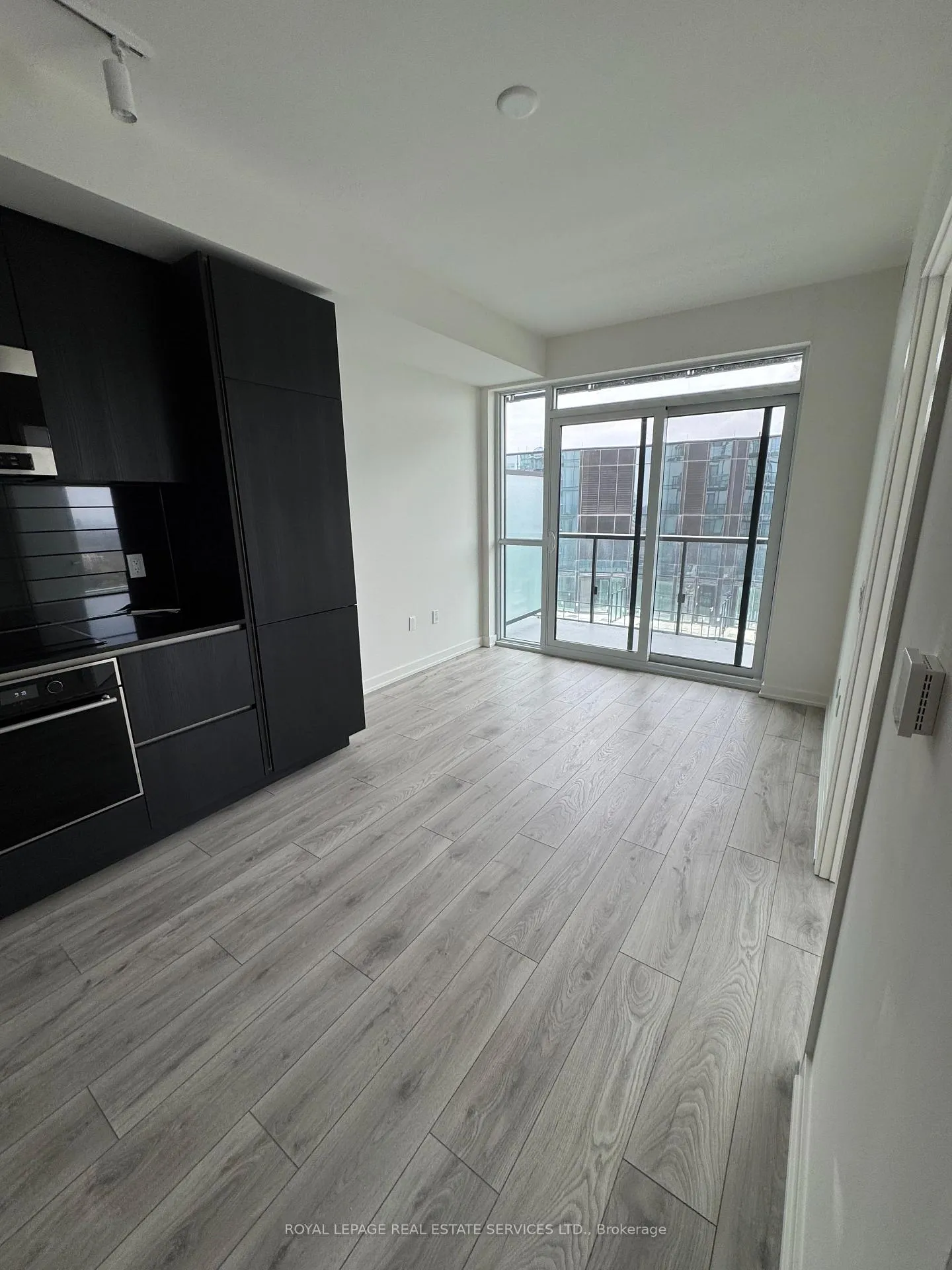 Photo 17 of Unit 2809, 110 Broadway Avenue, Toronto, Mount Pleasant West — HOMEH