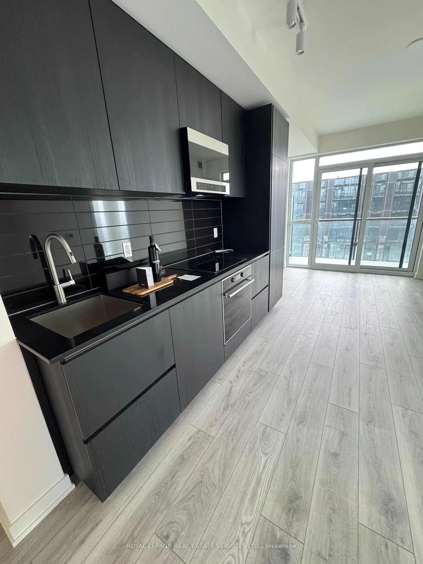 Photo 18 of Unit 2809, 110 Broadway Avenue, Toronto, Mount Pleasant West — HOMEH