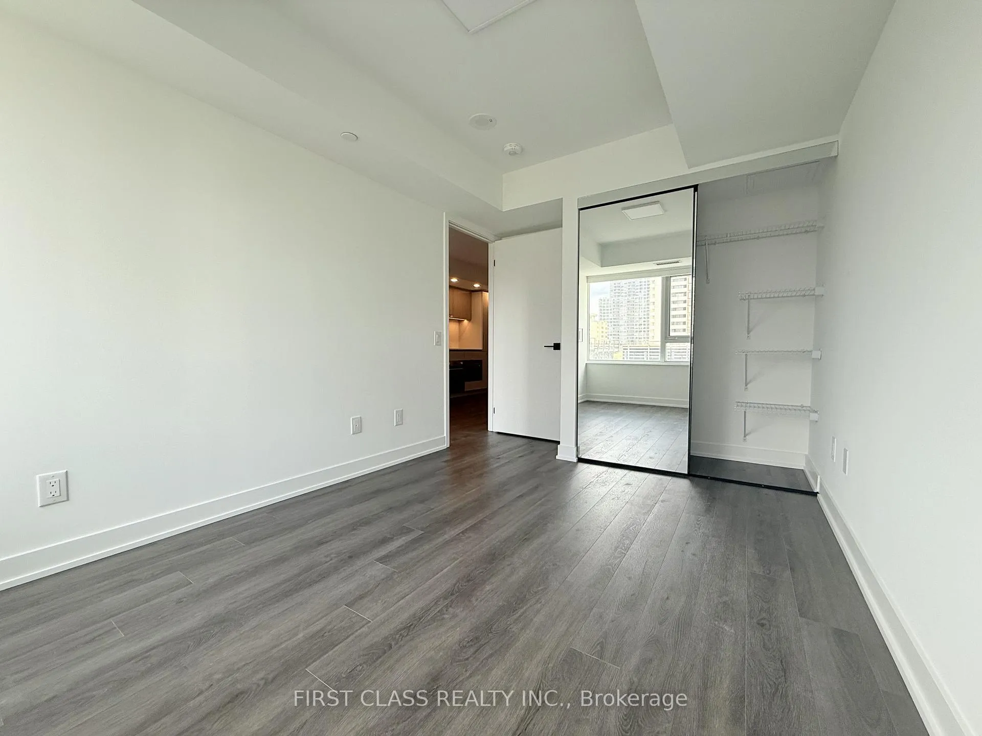 Photo 13 of Unit 701, 609 Sherbourne Street, Toronto, North St. James Town — HOMEH