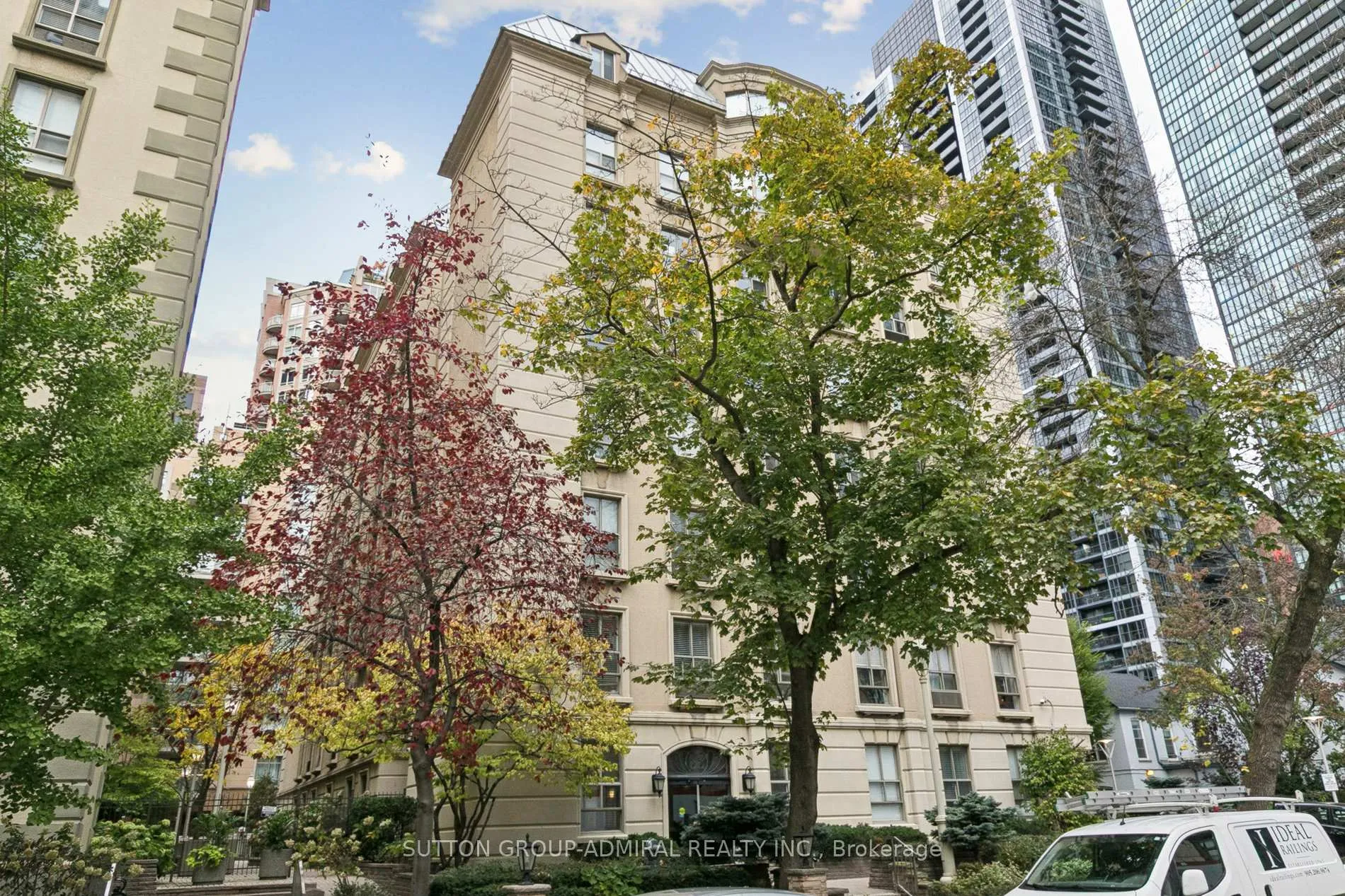 Photo 6 of Unit 305, 88 Charles Street E, Toronto, Church-Yonge Corridor — HOMEH