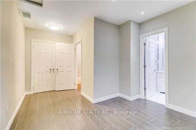 Photo 15 of 116 Unity Gardens Drive, Markham, Unionville — HOMEH