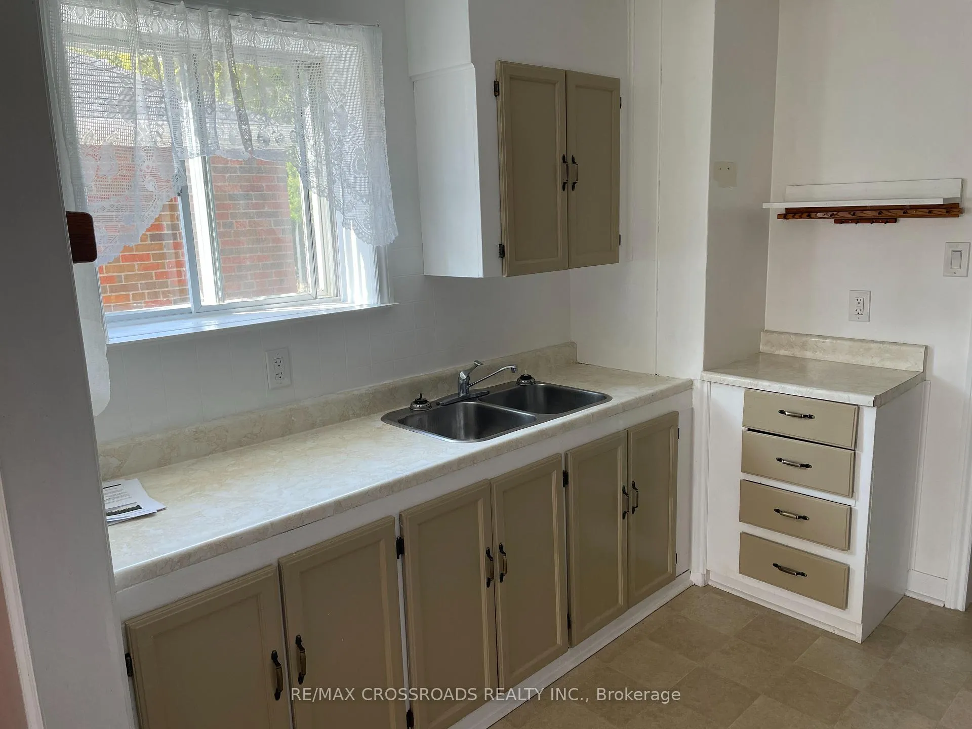 Photo 9 of 64 Galbraith Avenue, Toronto, Woodbine-Lumsden — HOMEH
