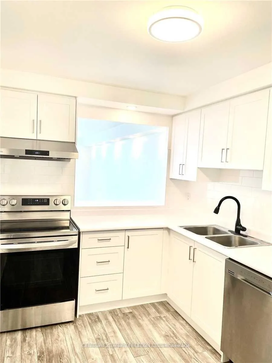 Photo 3 of Unit 1619, 75 Bamburgh Circle, Scarborough, Steeles — HOMEH