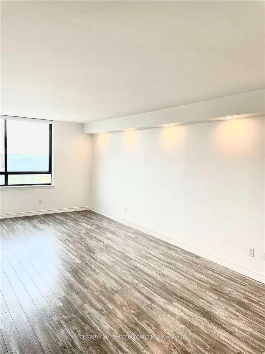 Photo 4 of Unit 1619, 75 Bamburgh Circle, Scarborough, Steeles — HOMEH