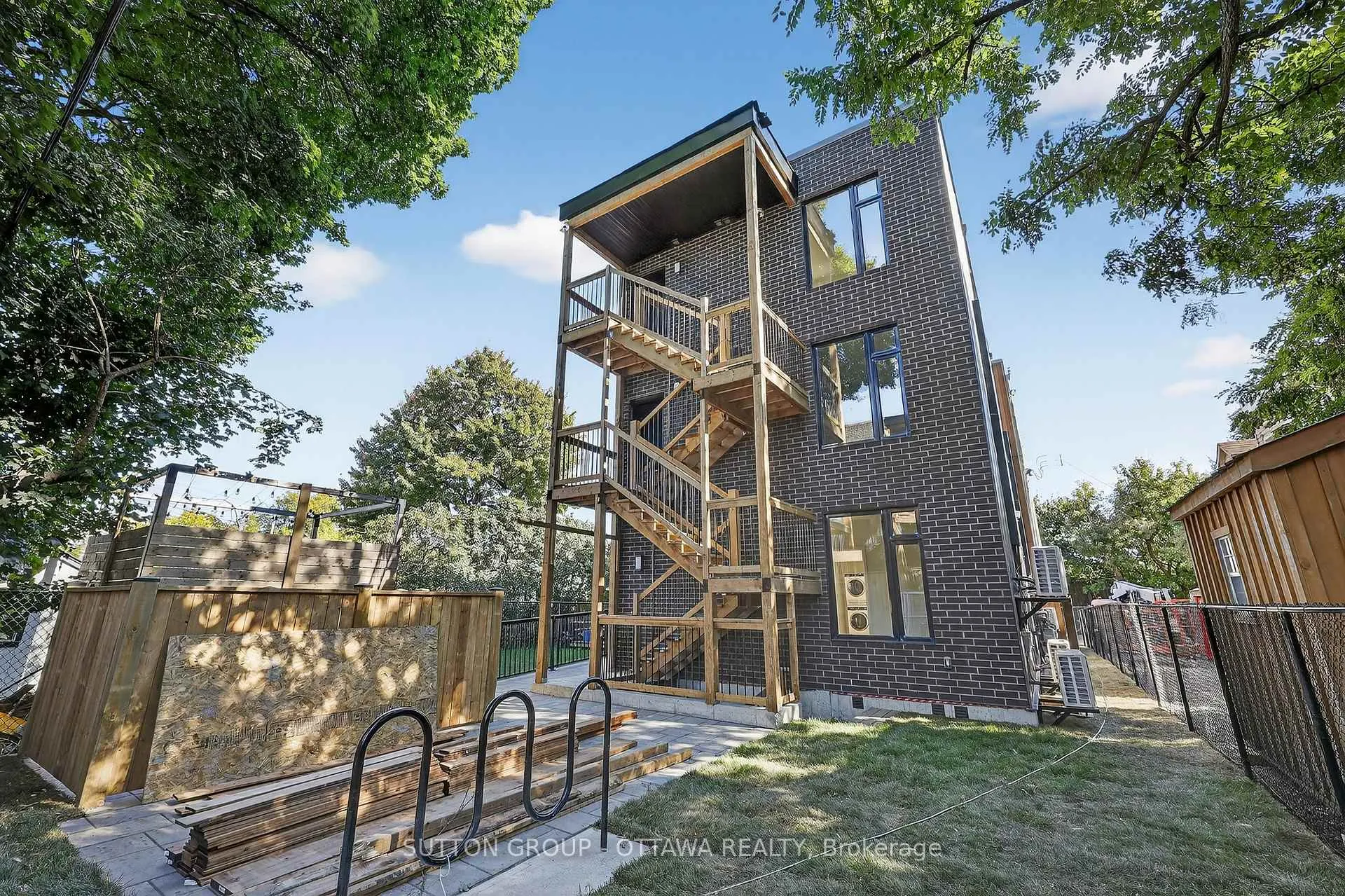 Photo 7 of Unit 0A, 0B, 123 Harvey Street E, Ottawa, Ottawa East — HOMEH
