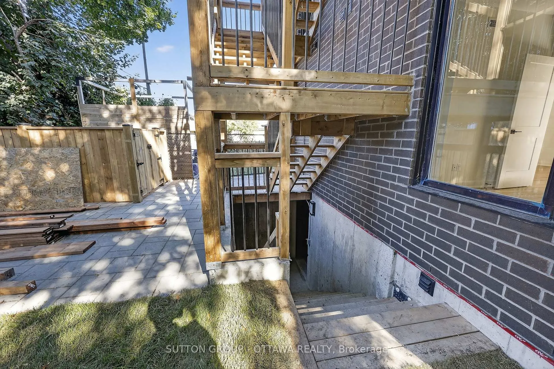 Photo 8 of Unit 0A, 0B, 123 Harvey Street E, Ottawa, Ottawa East — HOMEH