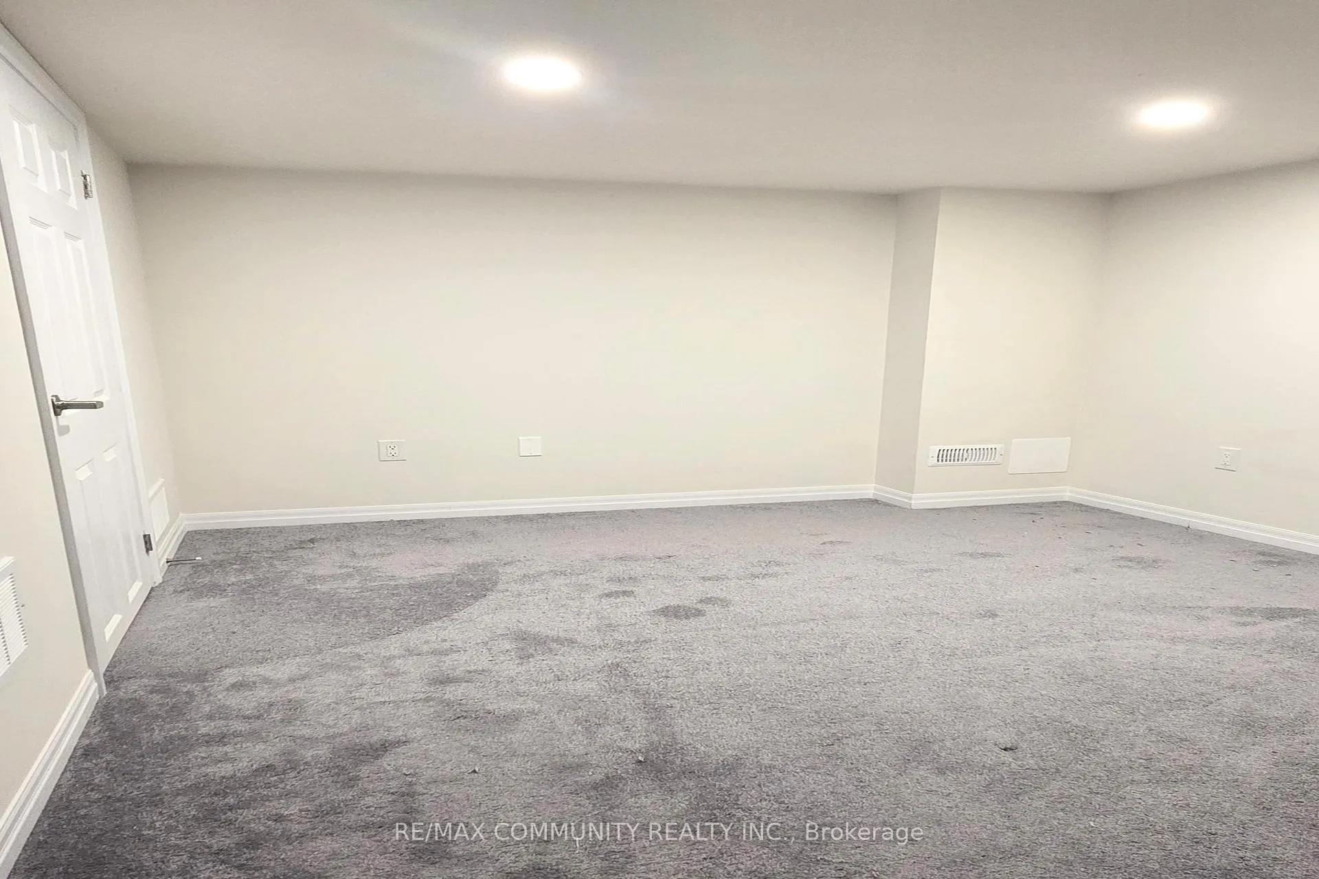 Photo 12 of Unit Basement, 50 Northrop Avenue, Clarington, Newcastle — HOMEH