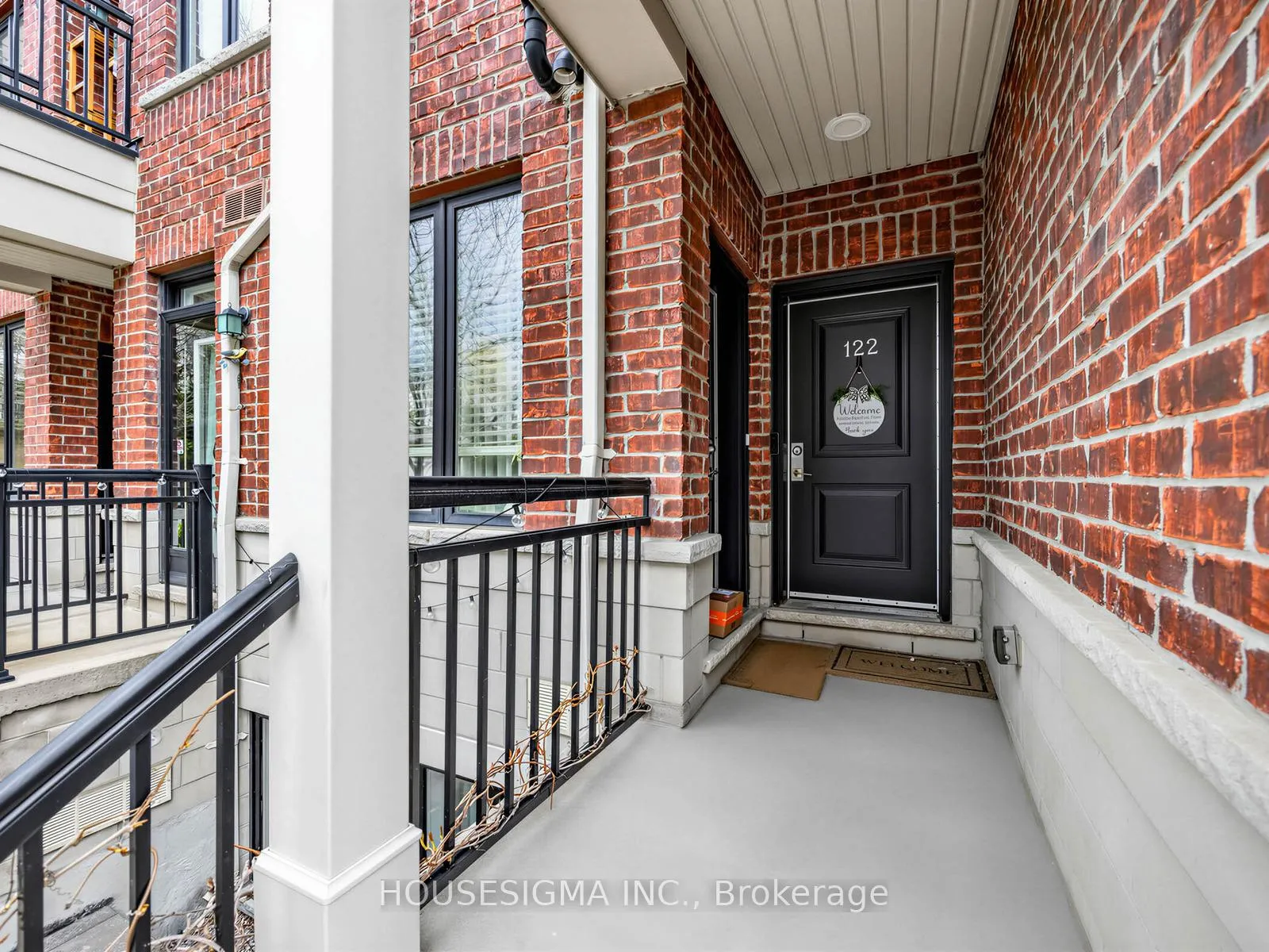 Photo 5 of Unit 122, 40 Carnation Avenue, Etobicoke, Long Branch — HOMEH