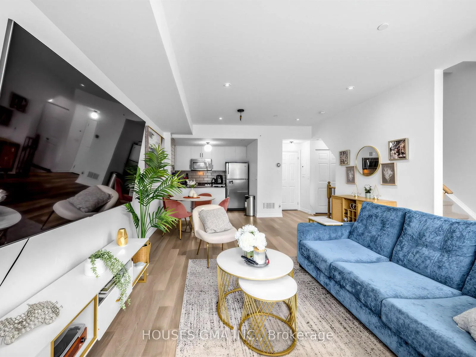 Photo 11 of Unit 122, 40 Carnation Avenue, Etobicoke, Long Branch — HOMEH