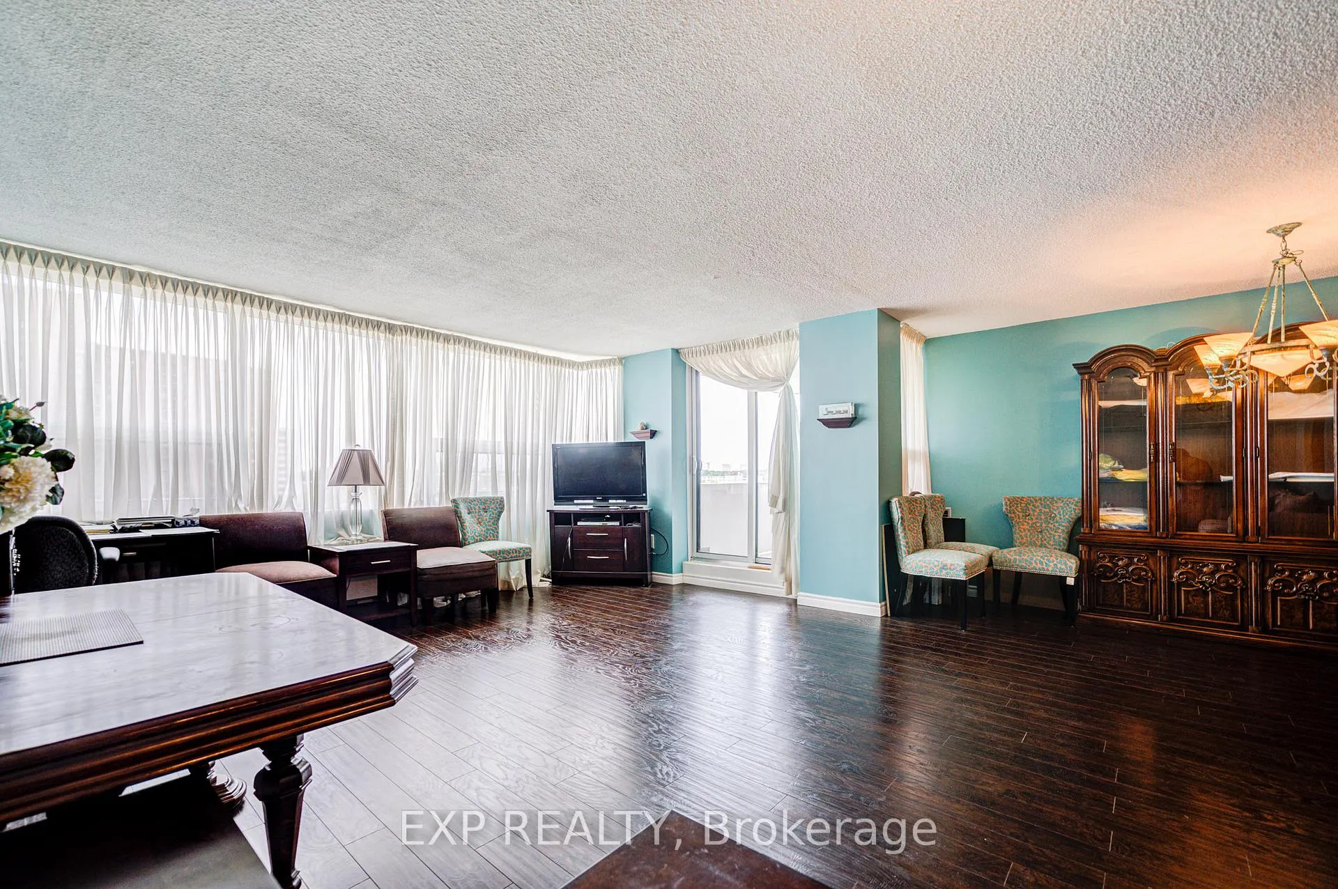 Photo 16 of Unit 808, 121 Ling Road, Scarborough, West Hill — HOMEH