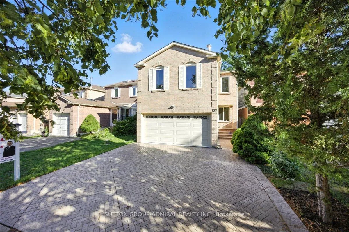 Photo 2 of 137 Chelwood Drive, Vaughan, Brownridge — HOMEH