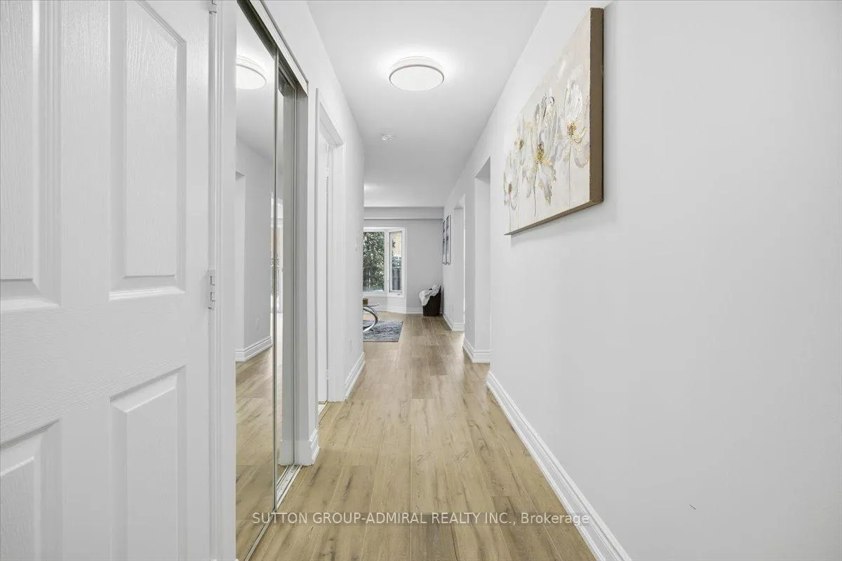 Photo 5 of 137 Chelwood Drive, Vaughan, Brownridge — HOMEH