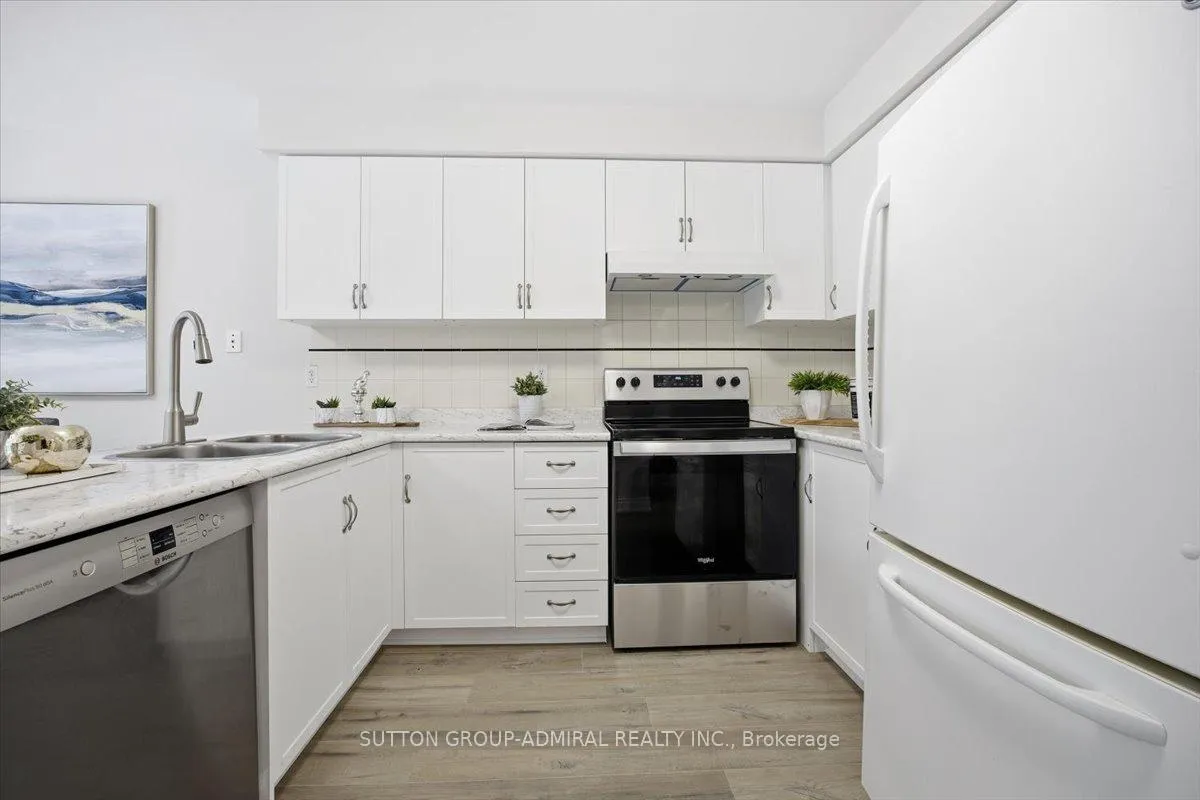 Photo 9 of 137 Chelwood Drive, Vaughan, Brownridge — HOMEH