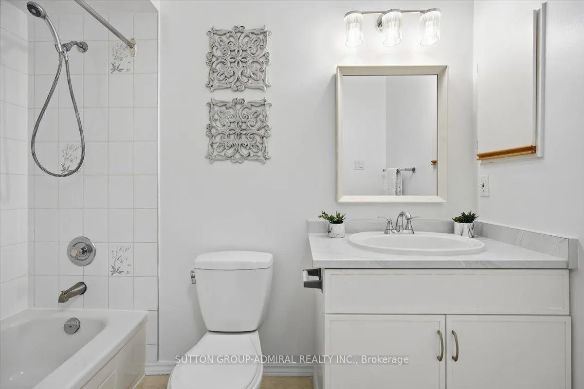 Photo 24 of 137 Chelwood Drive, Vaughan, Brownridge — HOMEH