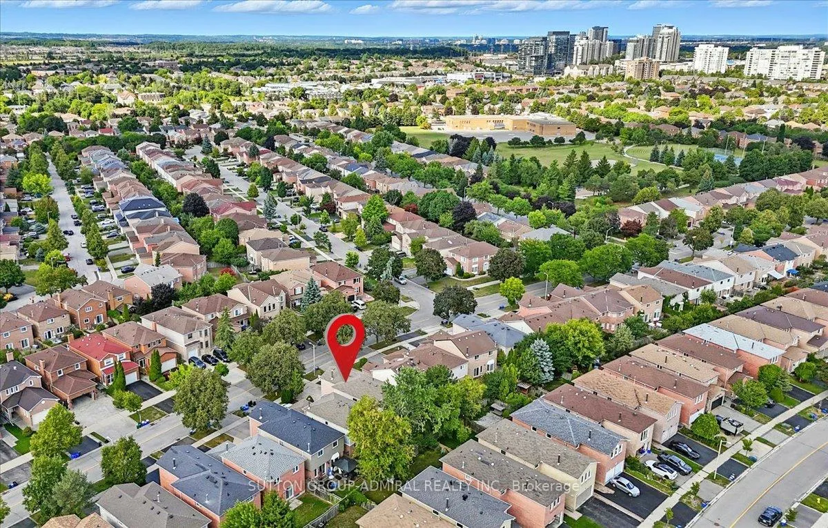 Photo 35 of 137 Chelwood Drive, Vaughan, Brownridge — HOMEH